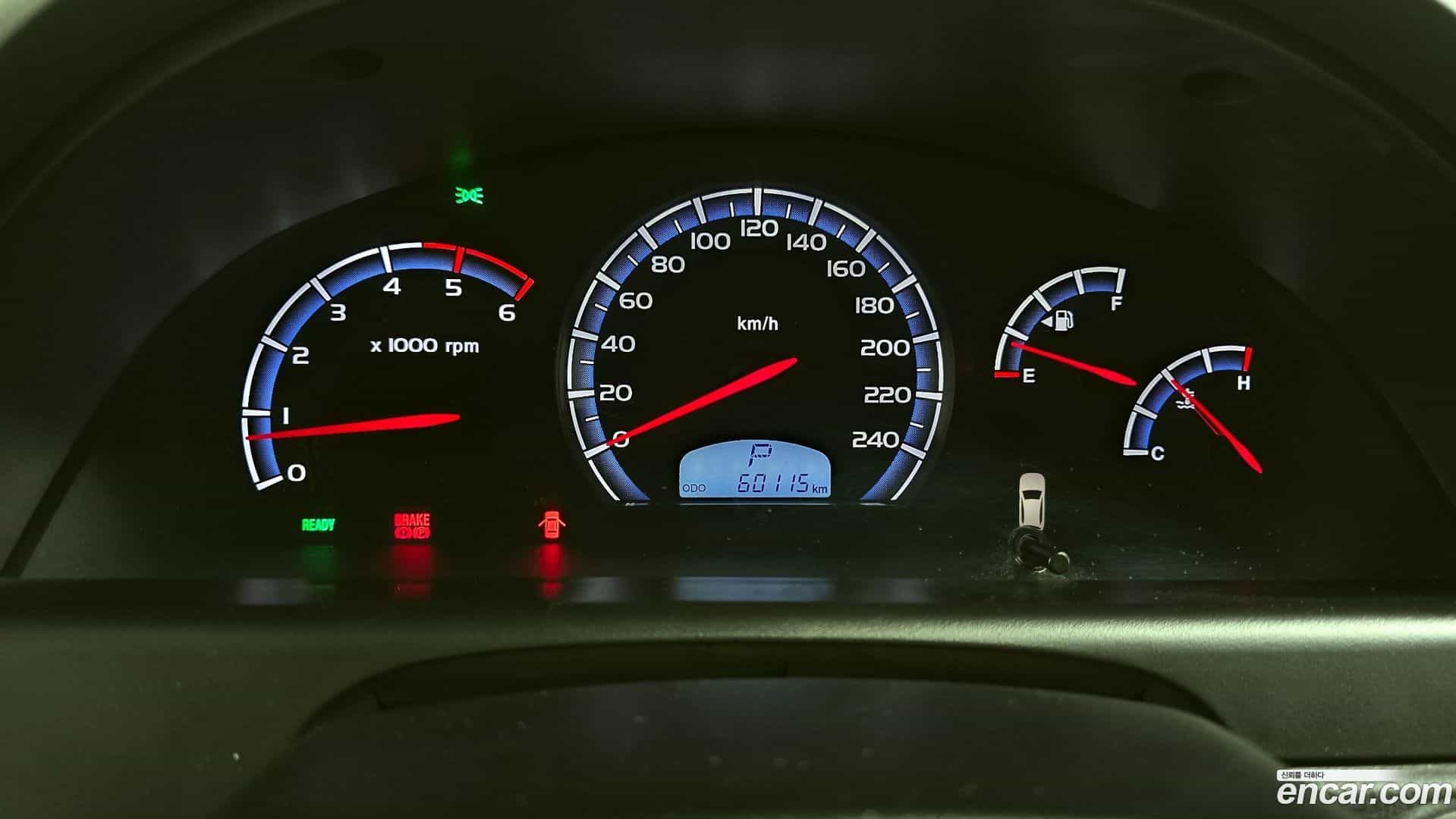 Rexton KG Mobility 2017.0-INNER-008