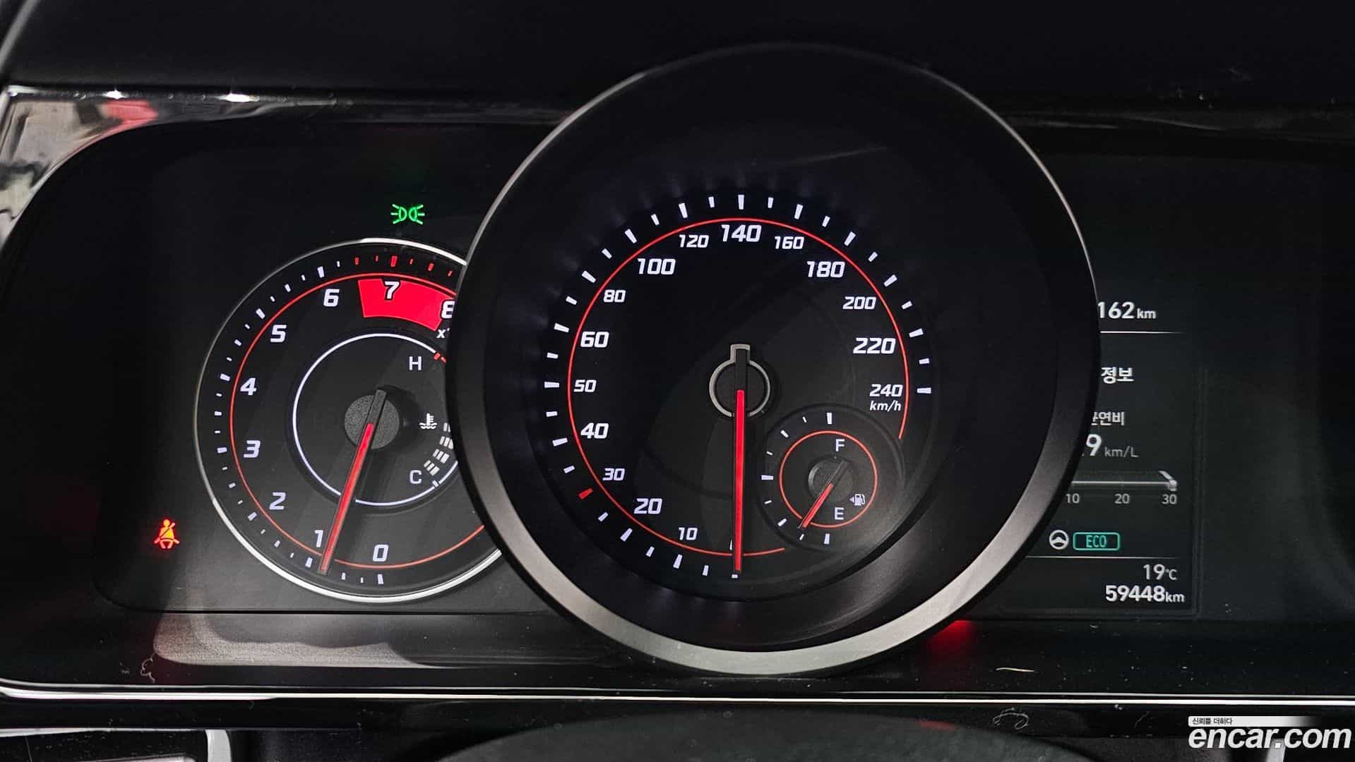 AVANTE Hyundai 2021.5-INNER-008