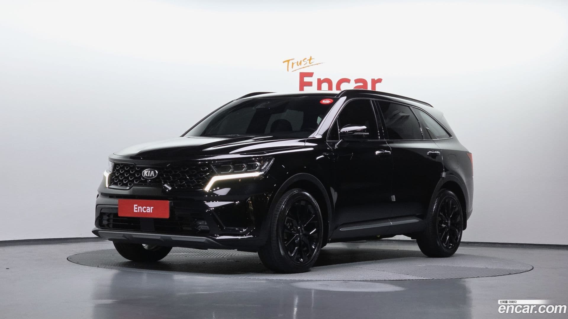 Main__Slider__Photo:Sorento Kia 2021.4-0