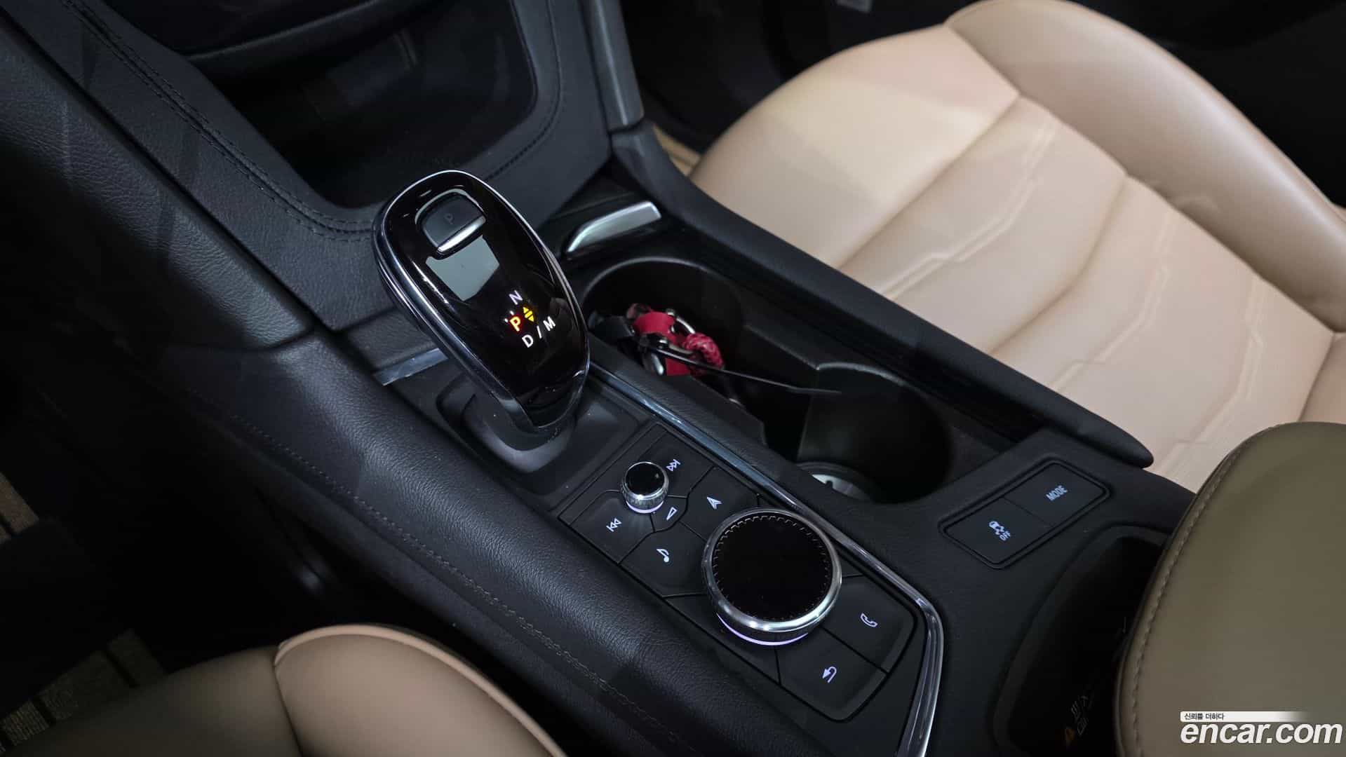 XT6 Cadillac 2023.11-INNER-009