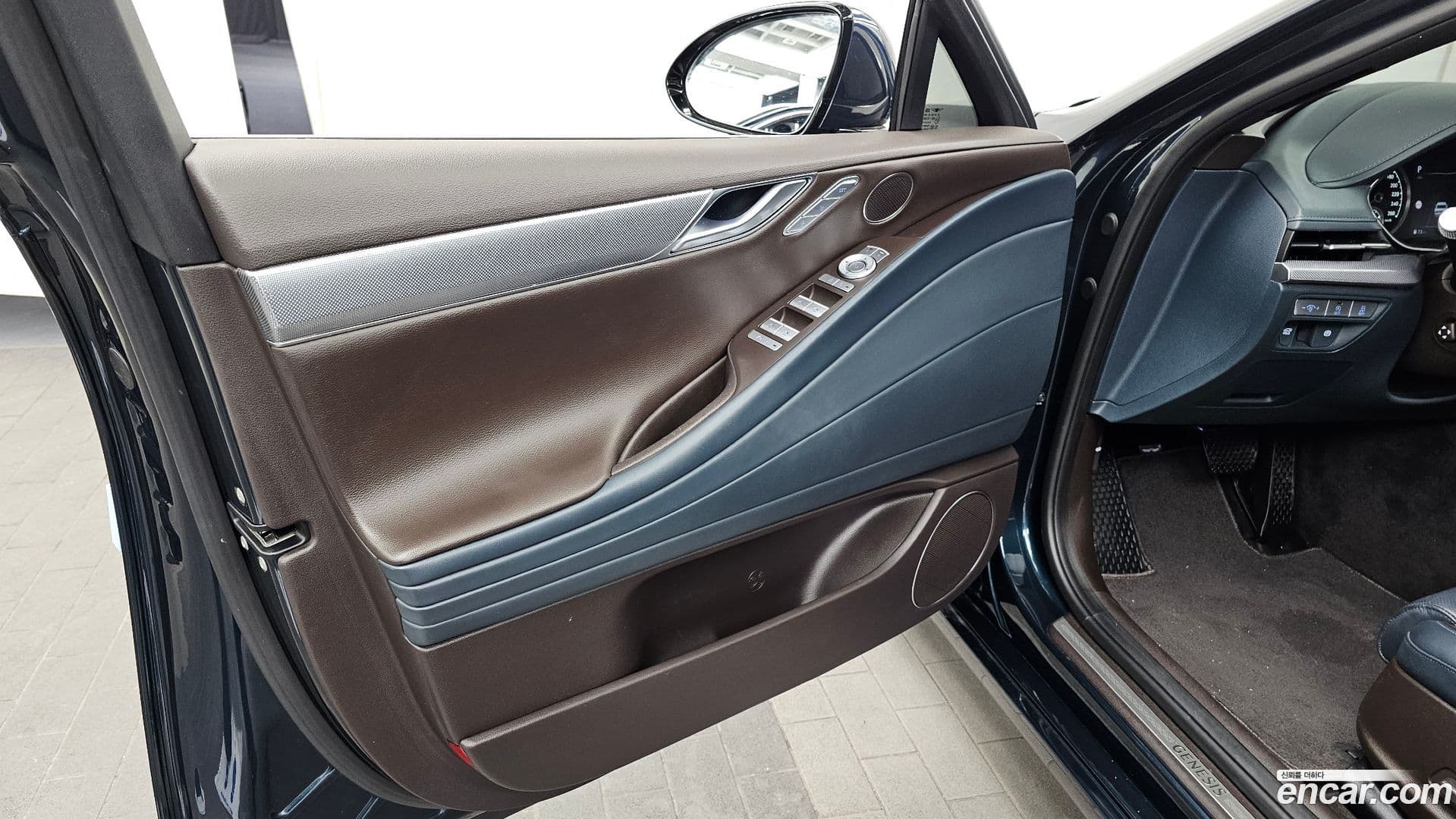 Main__Slider__Photo:G80 Genesis 2021.11-23