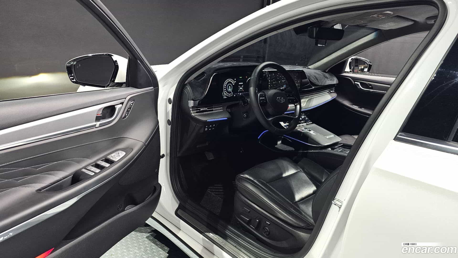 Grandeur Hyundai 2021.8-INNER-010