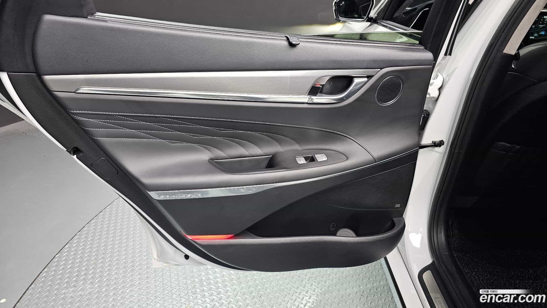 Grandeur Hyundai 2021.8-INNER-035