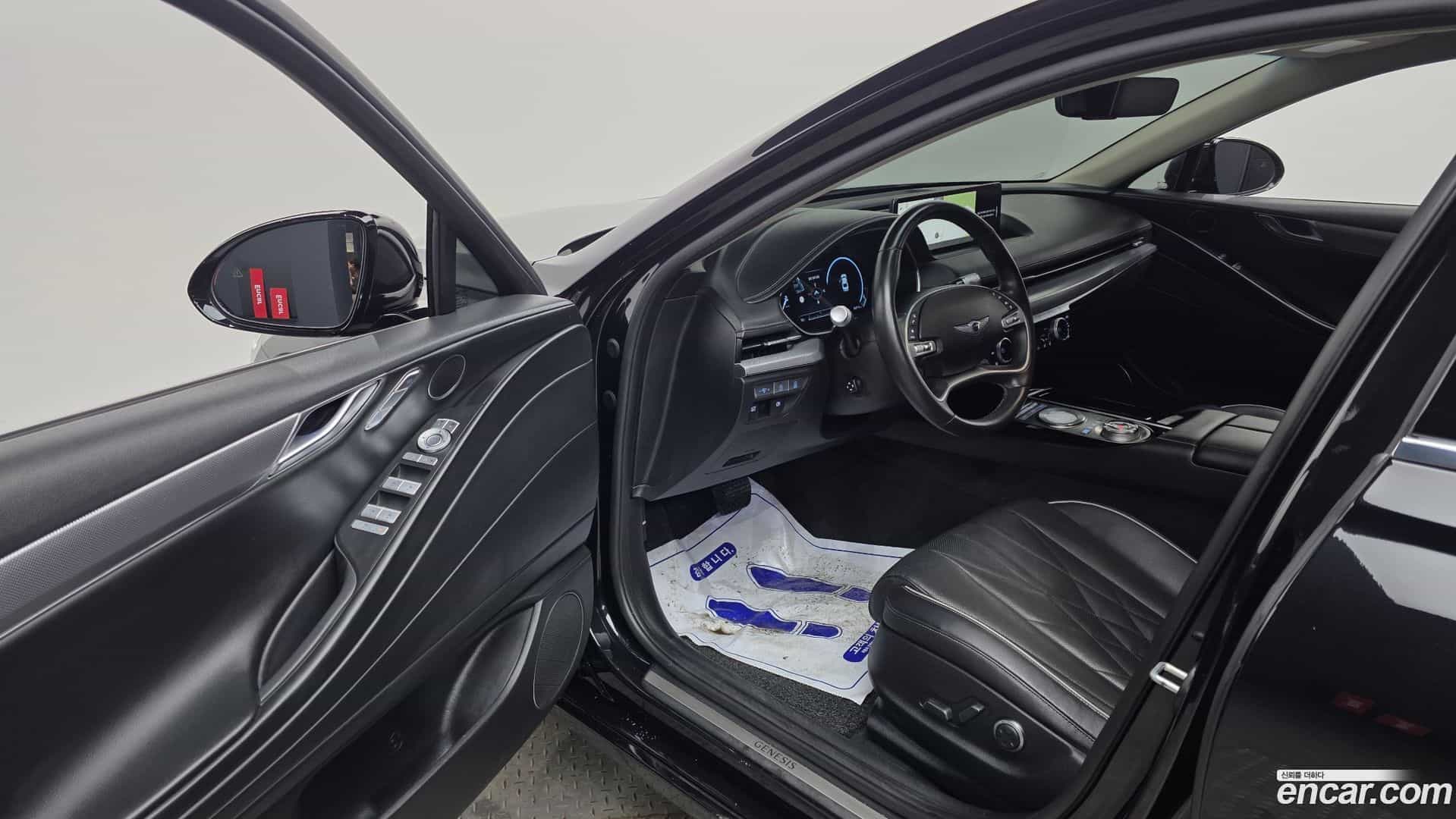 G80 Genesis 2022.0-INNER-010