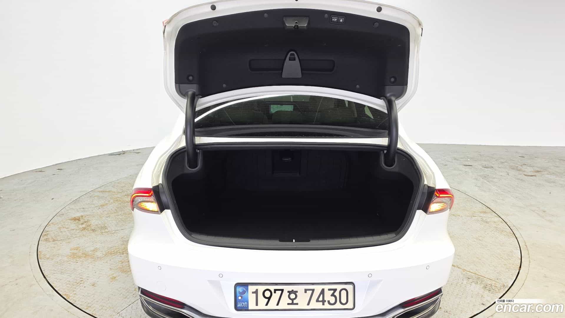 Grandeur Hyundai 2022.2-OPTION-024