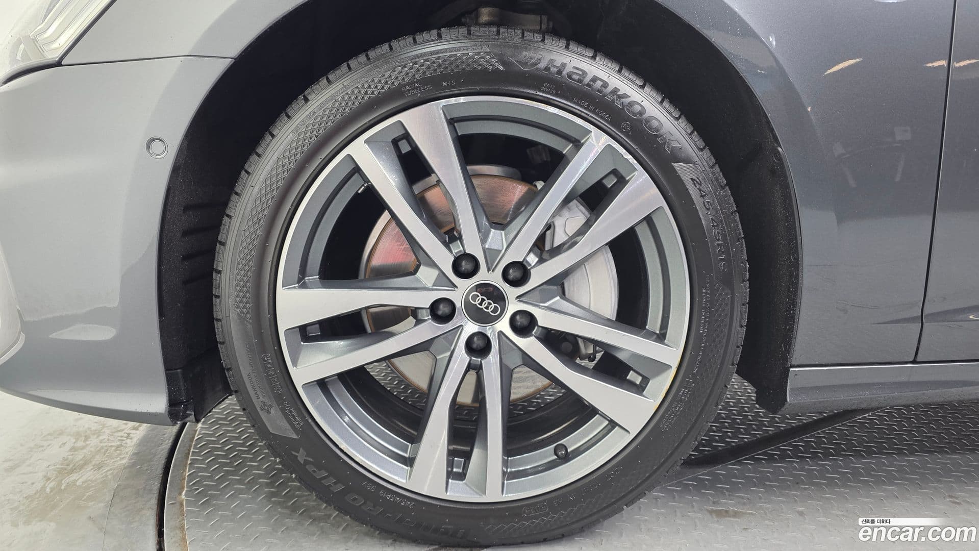 Main__Slider__Photo:A6 Audi 2023.10-4