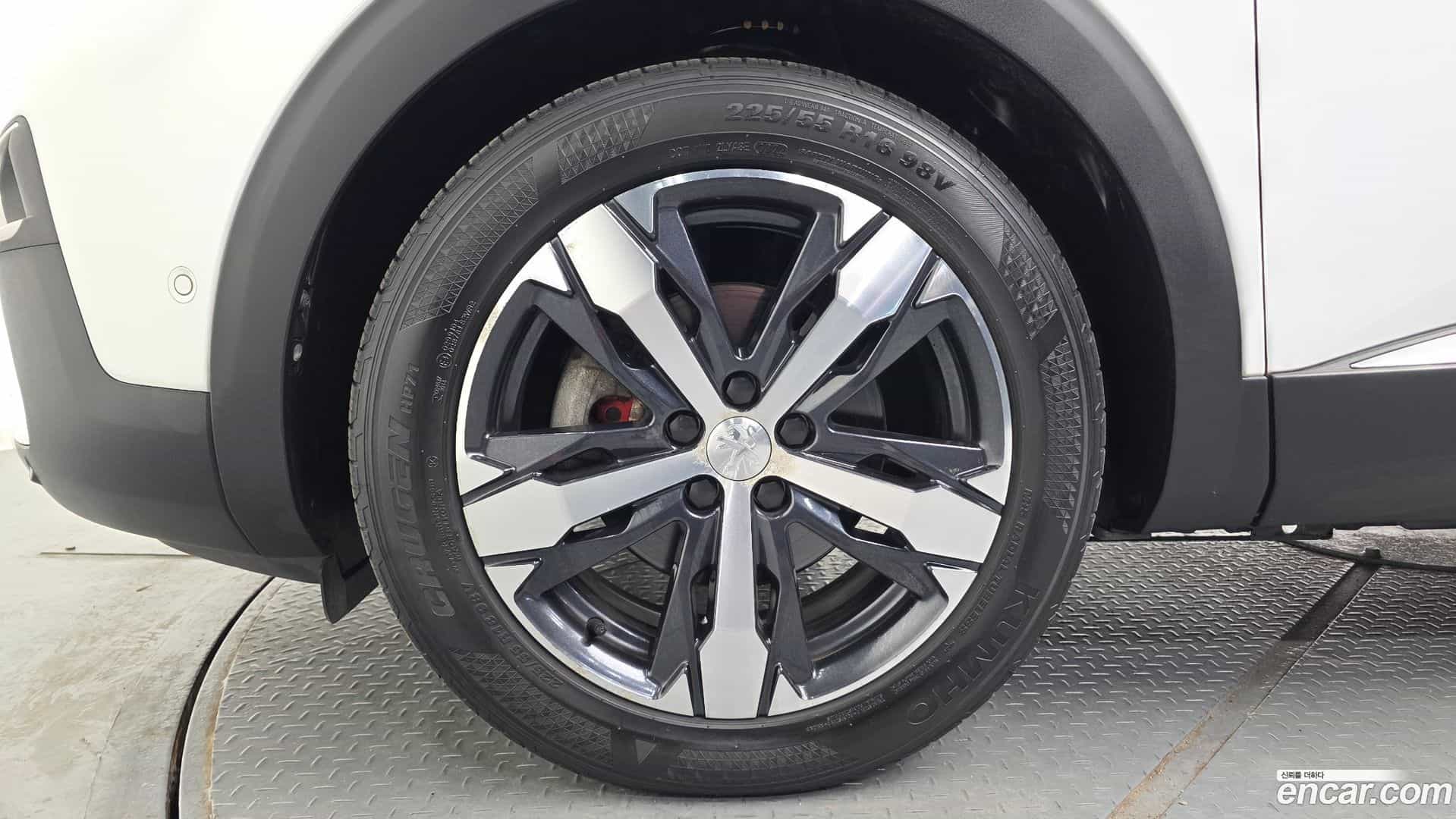 5008 Peugeot 2019.2-OUTER-005