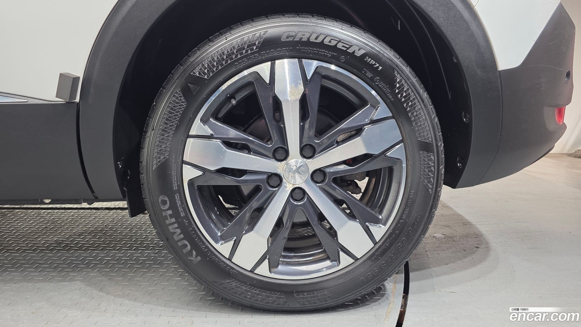 Main__Slider__Photo:5008 Peugeot 2019.2-20
