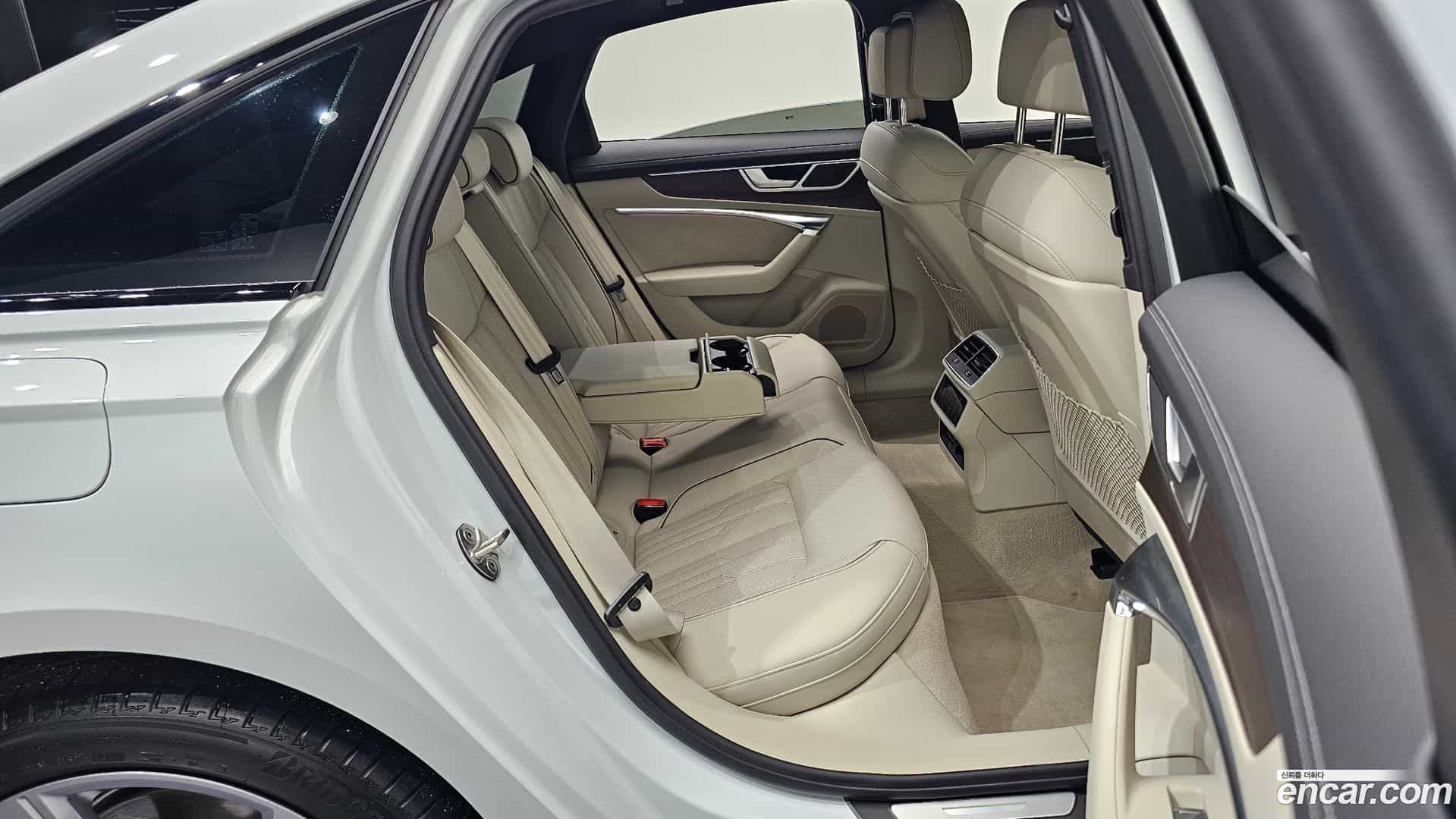 A6 Audi 2025.3-OPTION-016