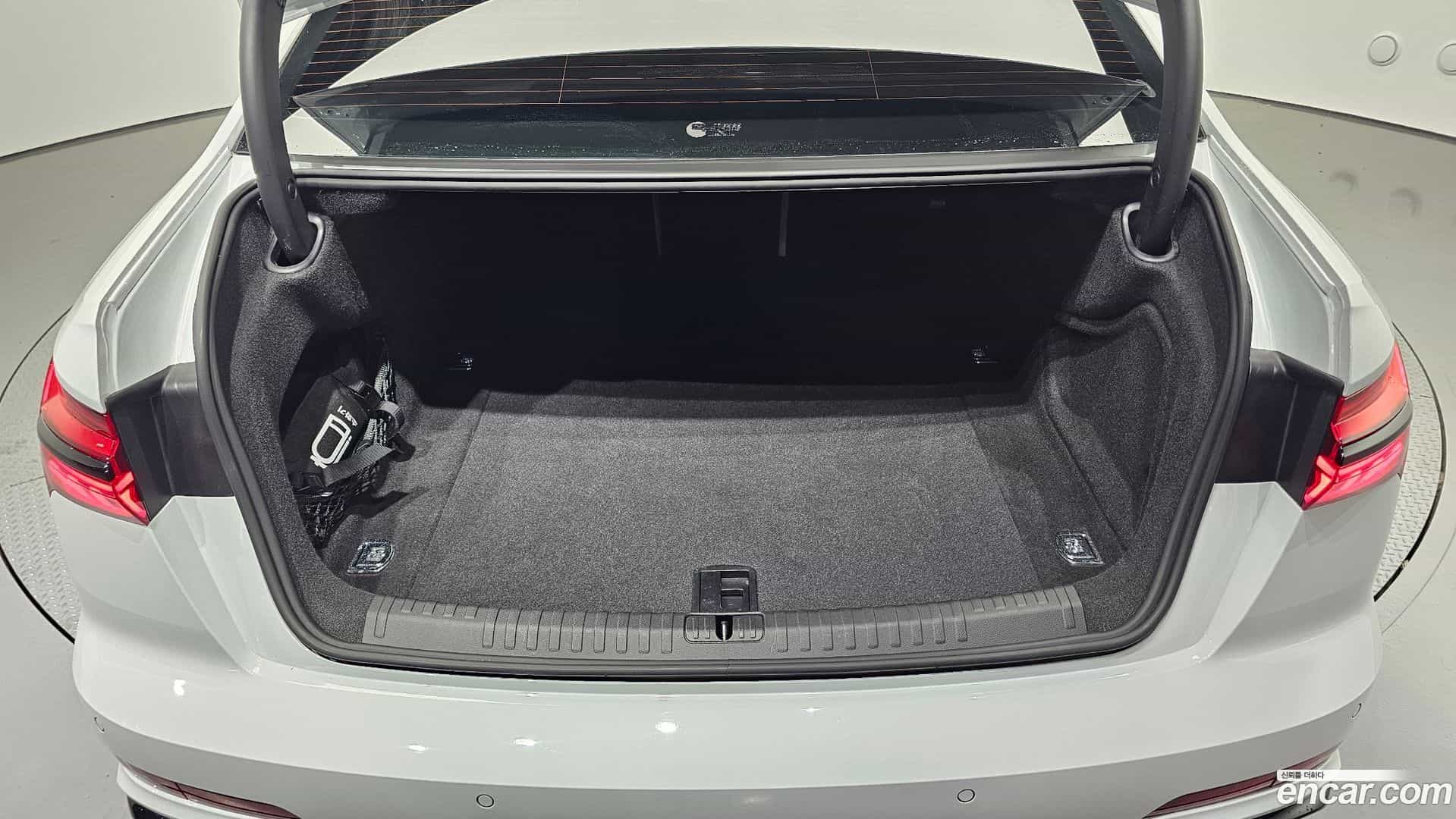 A6 Audi 2025.3-OPTION-023