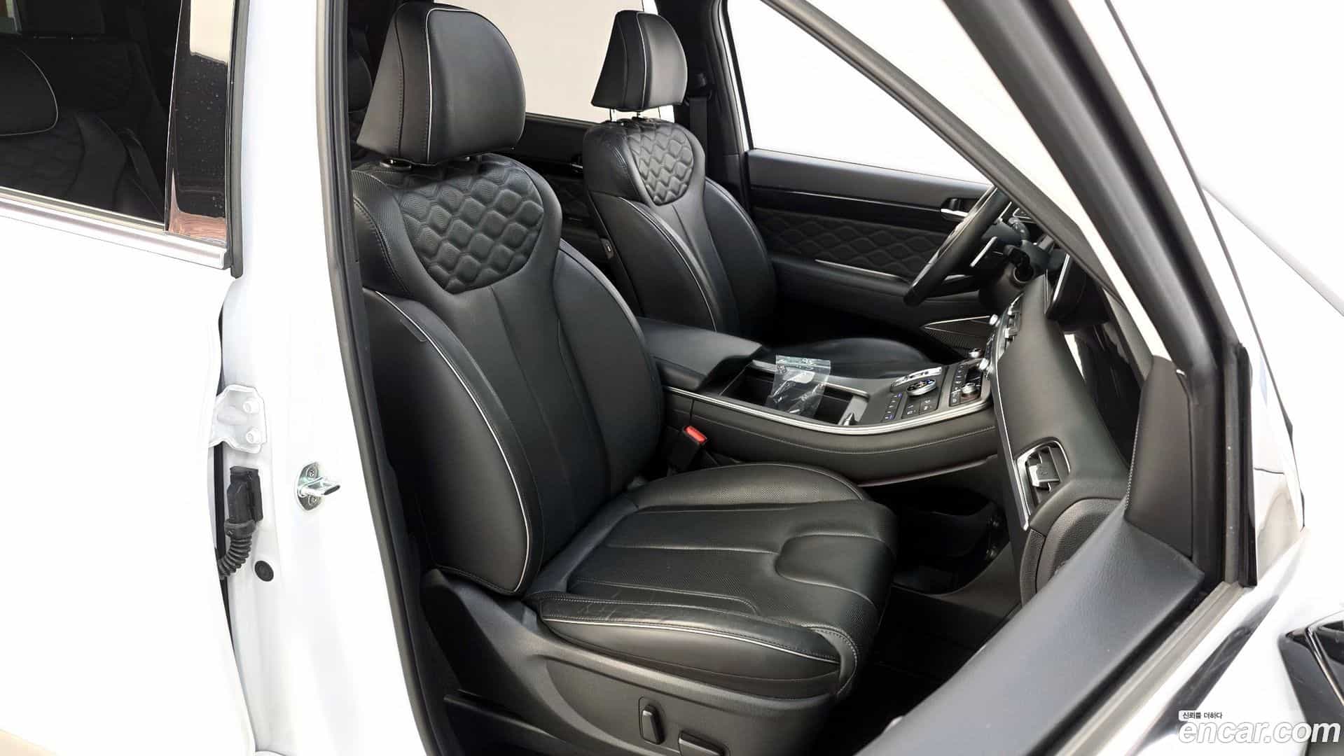 Palisade Hyundai 2022.1-INNER-010