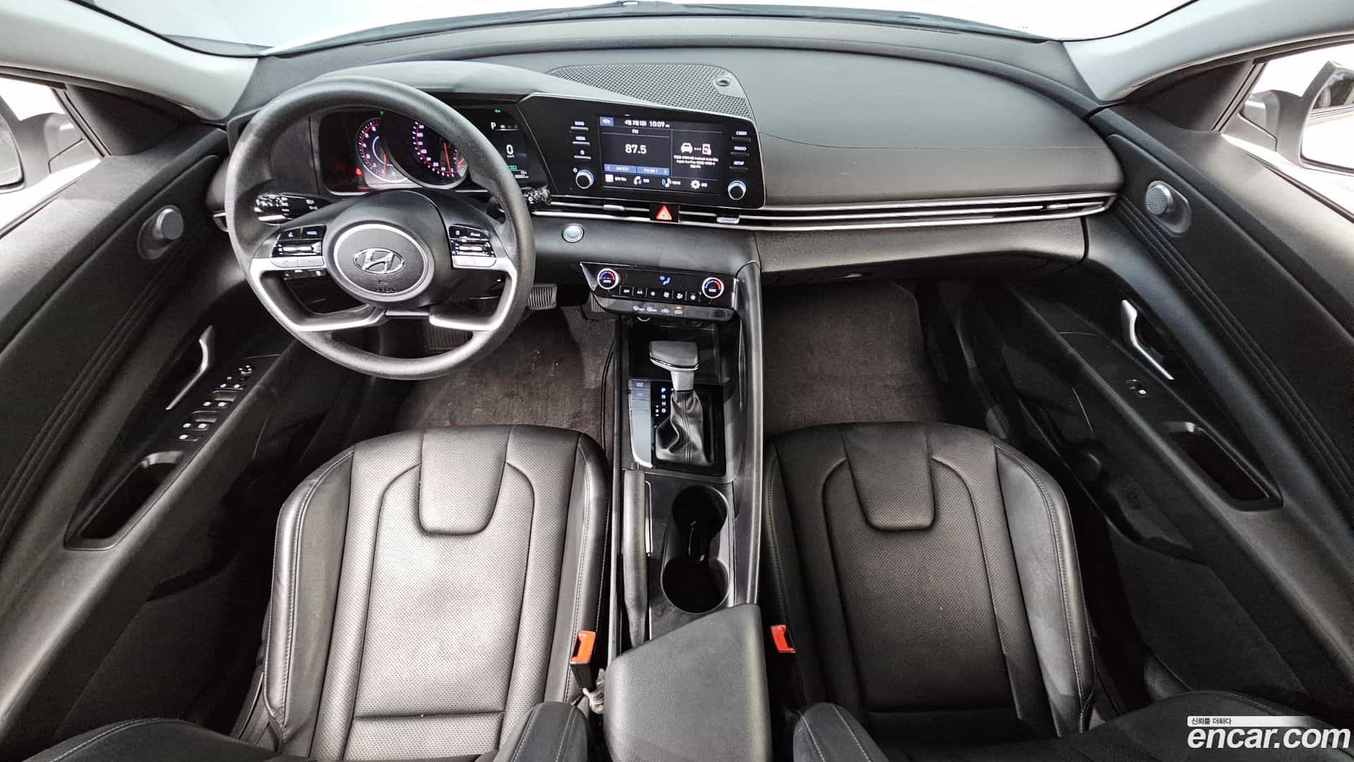 AVANTE Hyundai 2023.0-INNER-007