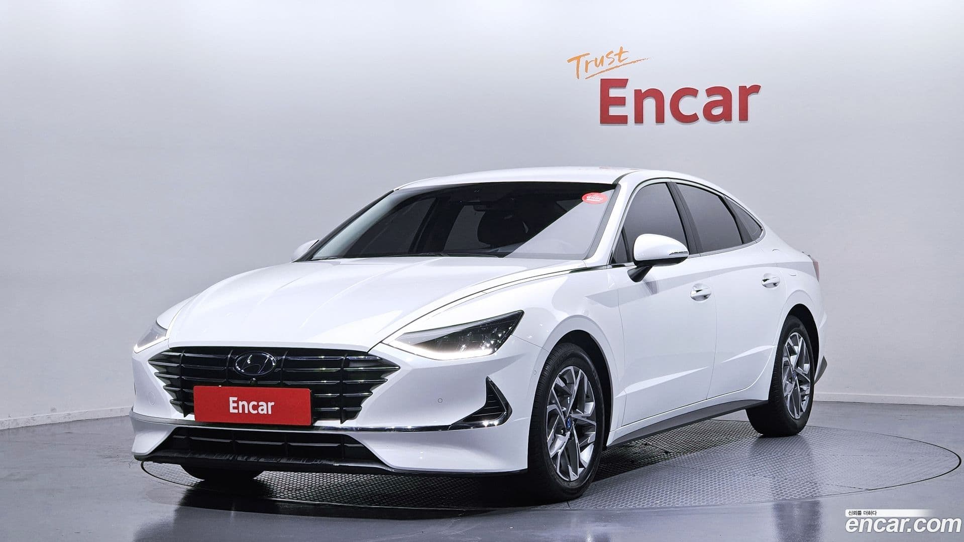 Main__Slider__Photo:Sonata Hyundai 2019.9-0