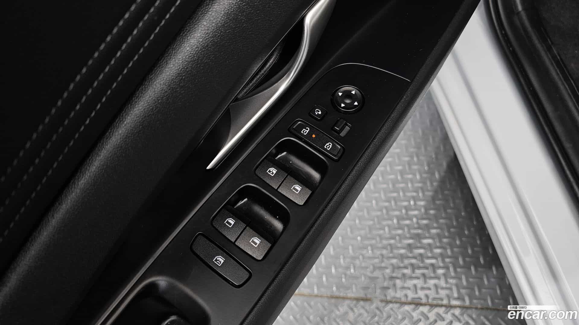 AVANTE Hyundai 2024.11-OPTION-017