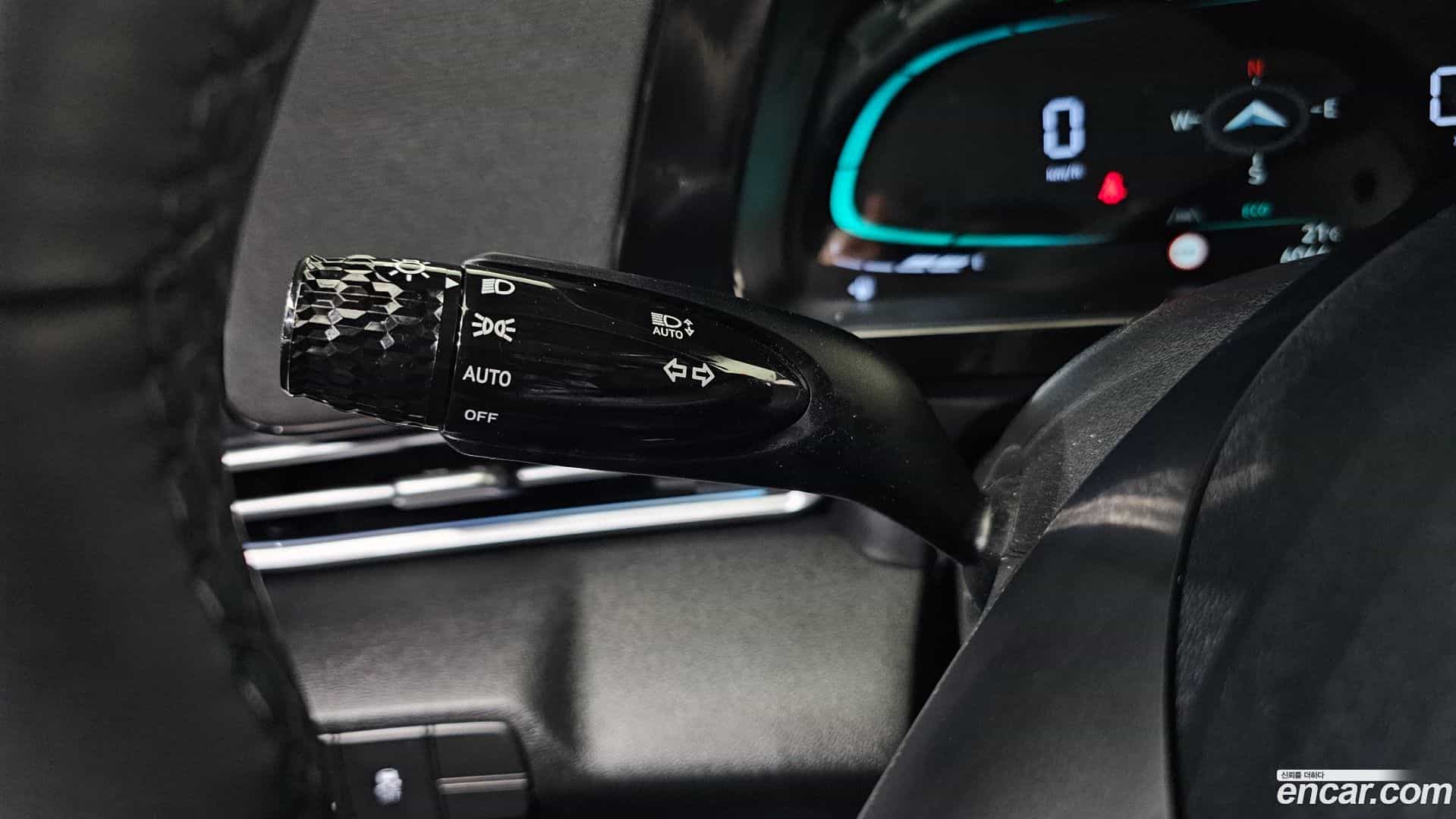 AVANTE Hyundai 2024.11-OPTION-019