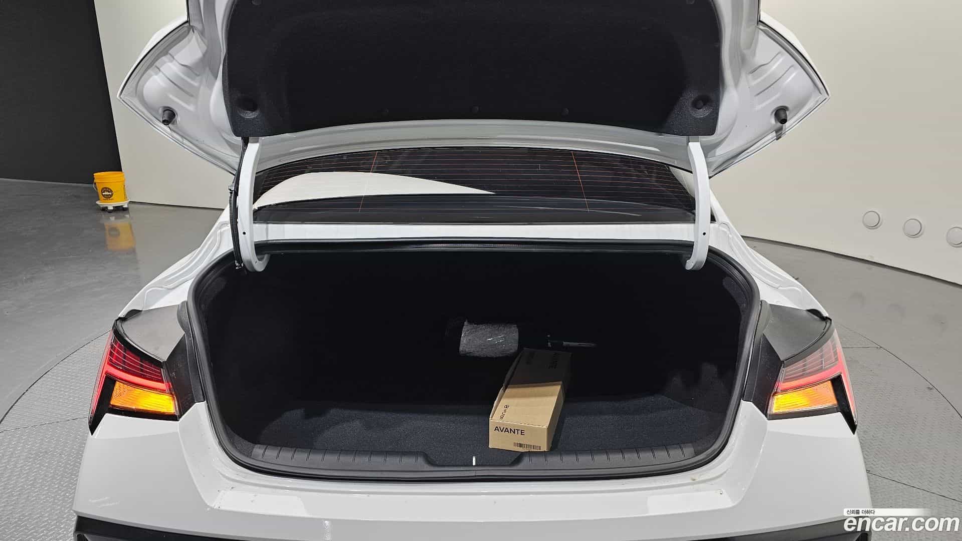 AVANTE Hyundai 2024.11-OPTION-024
