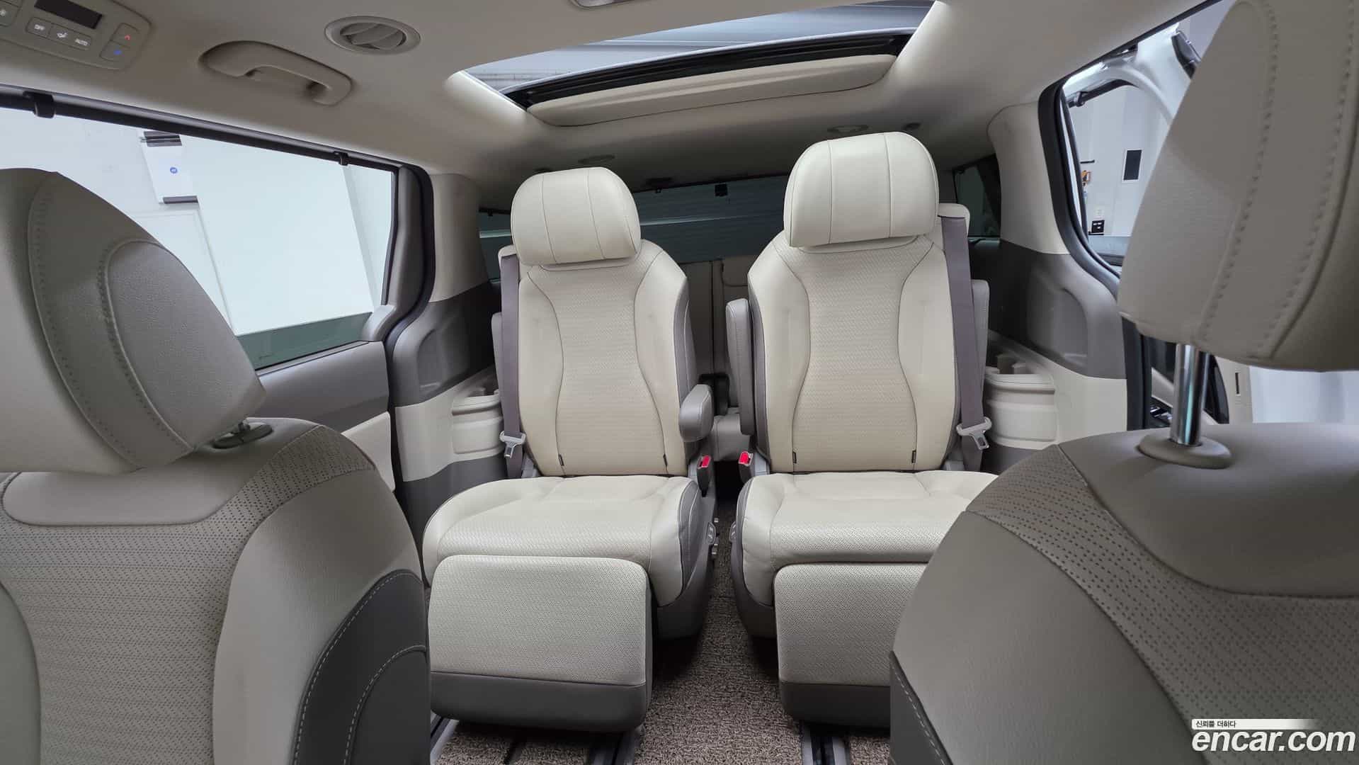 Canival Kia 2022.5-OPTION-022