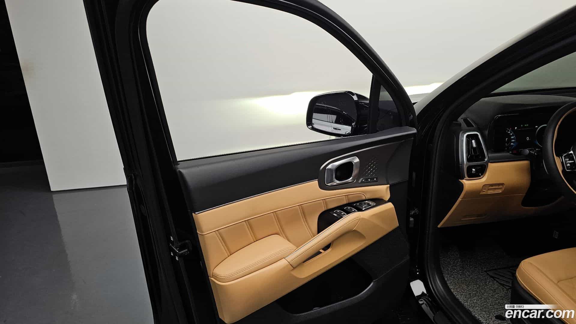 Sorento Kia 2023.2-INNER-034