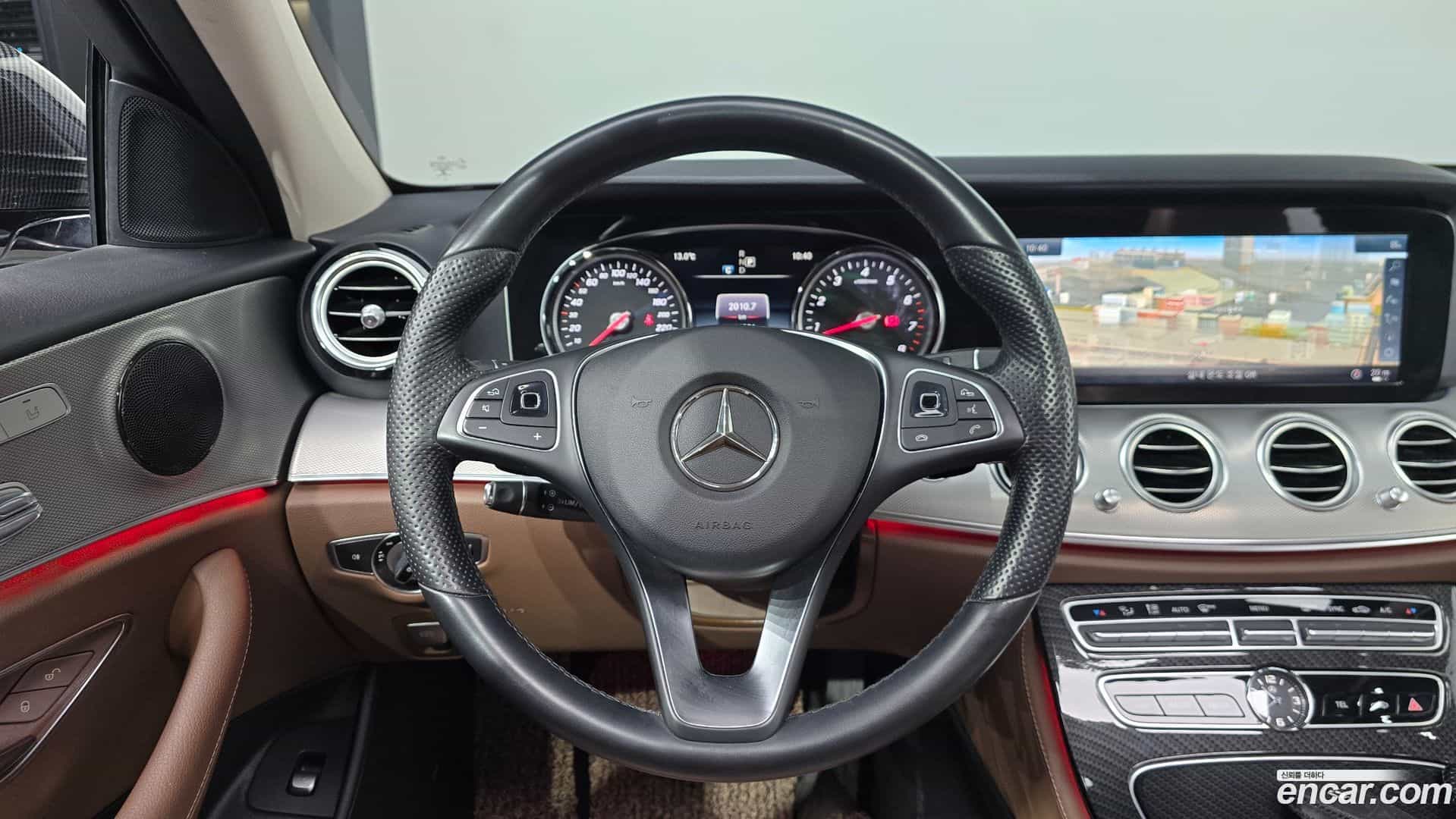 E-Class Mercedes-Benz 2018.1-OPTION-016