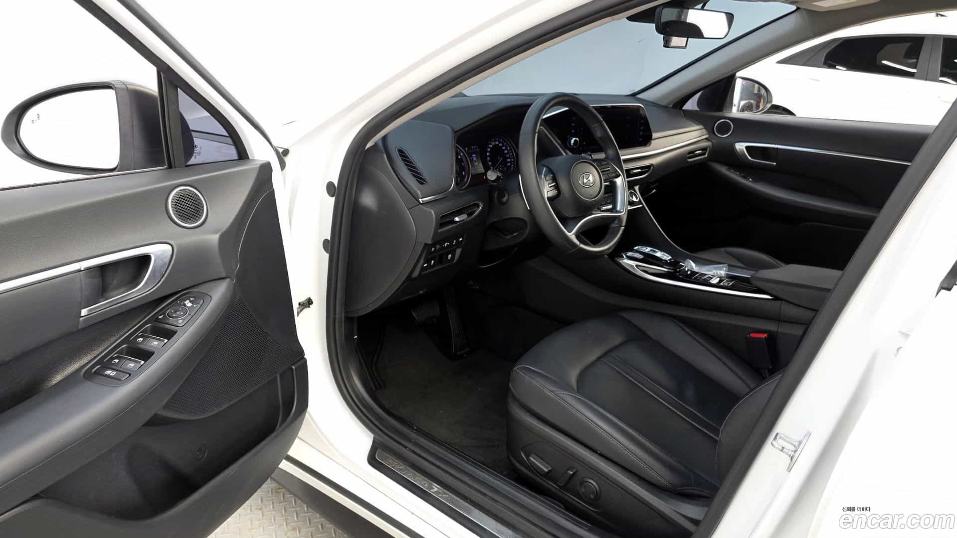 Sonata Hyundai 2021.3-INNER-010