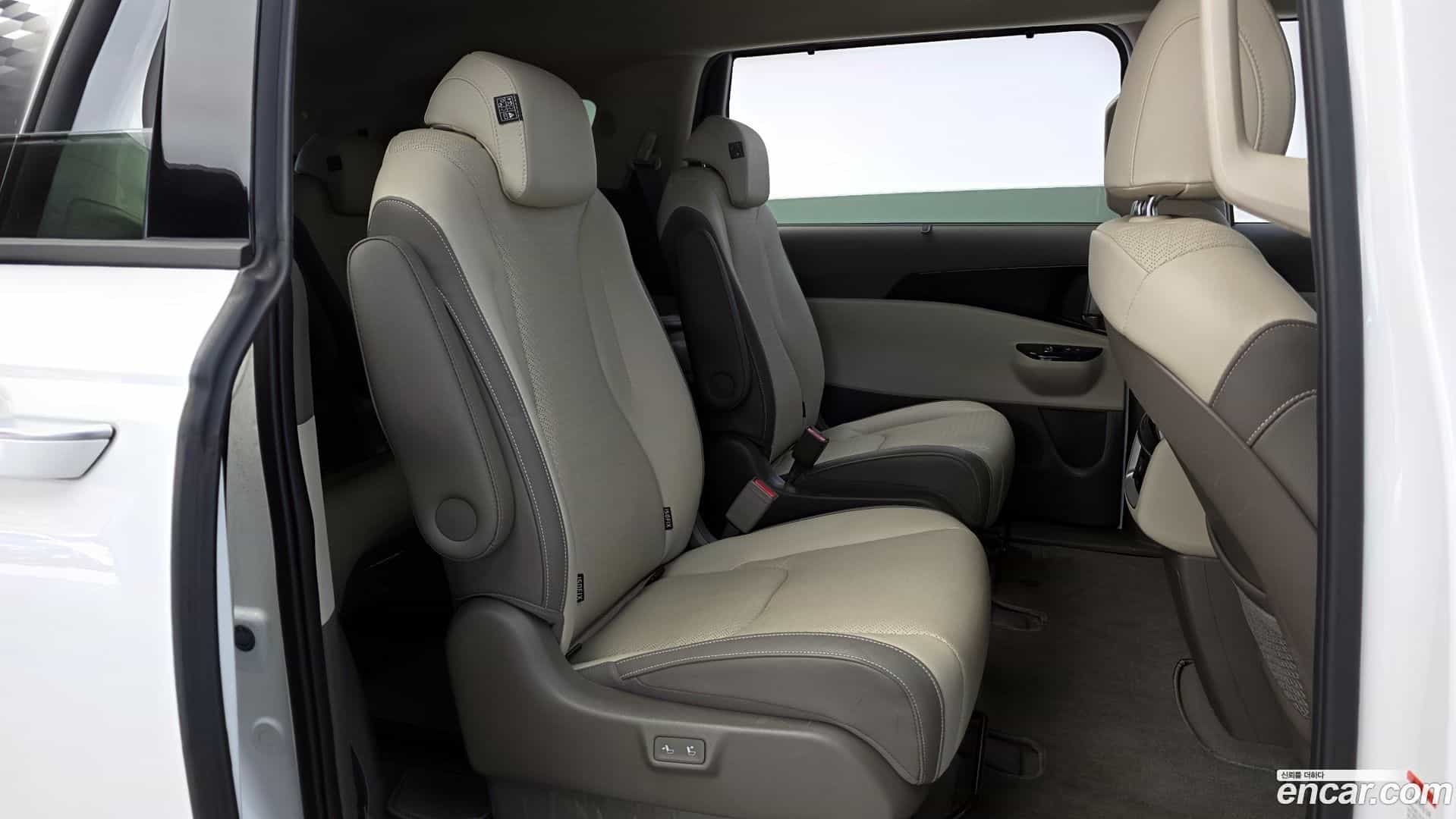 Canival Kia 2022.2-OPTION-016