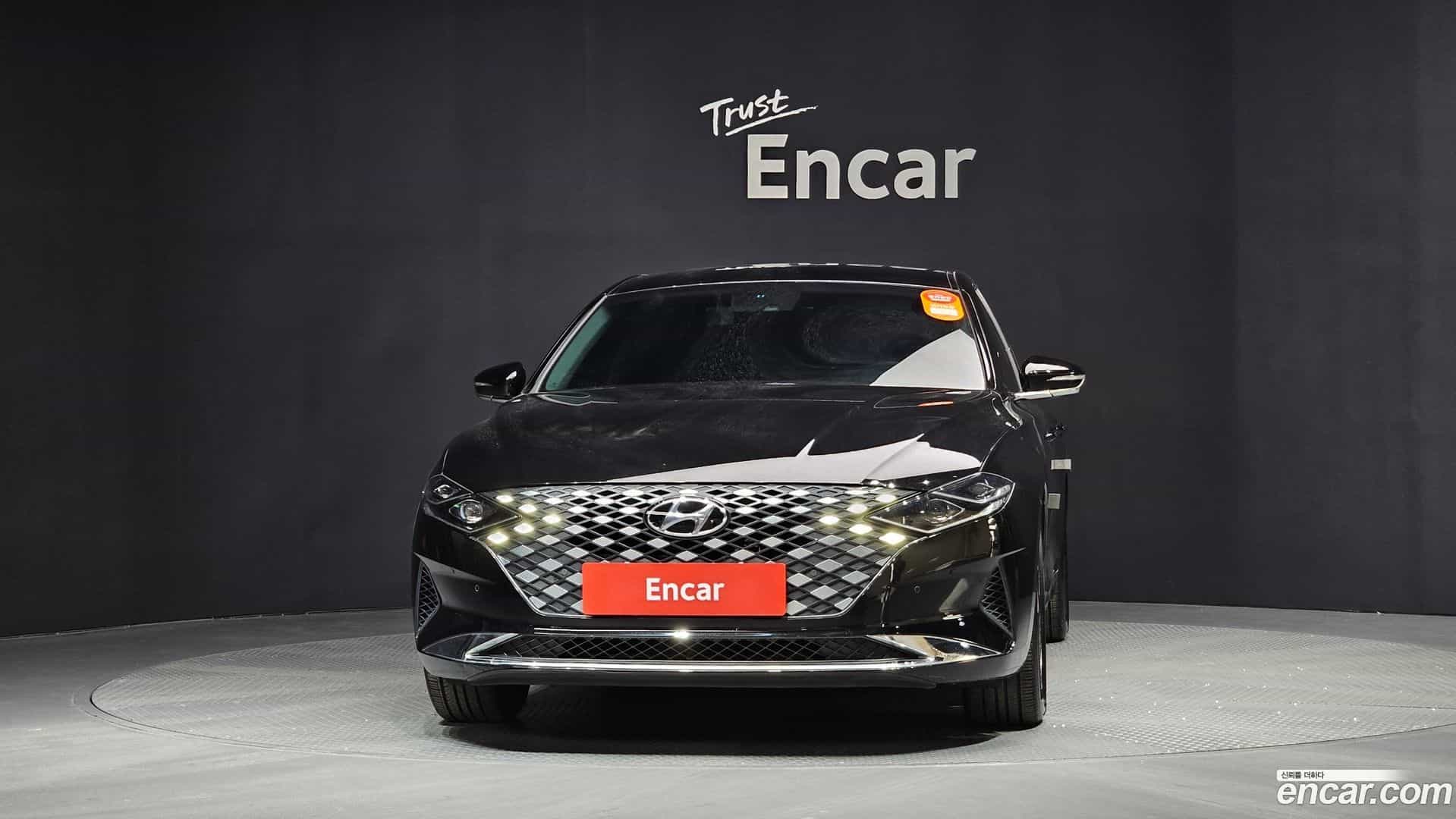 Grandeur Hyundai 2022.2-OUTER-003