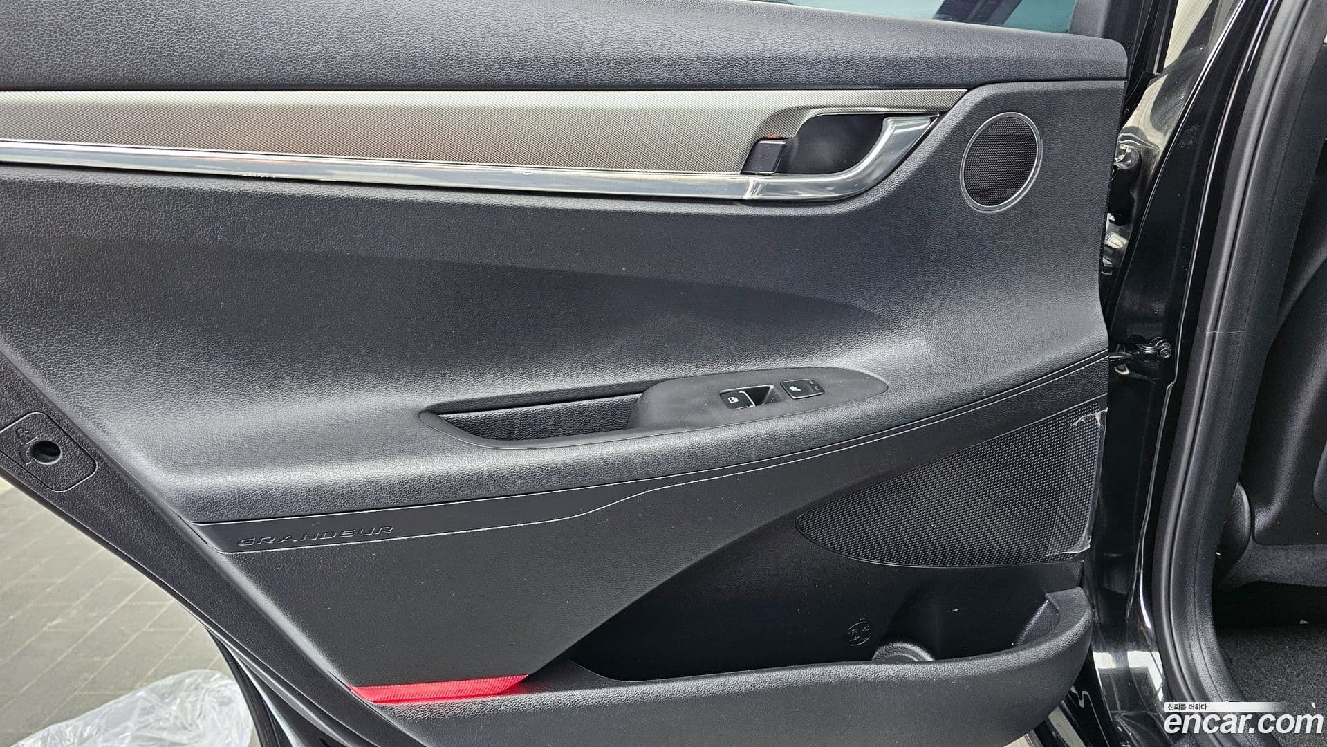 Main__Slider__Photo:Grandeur Hyundai 2022.2-24