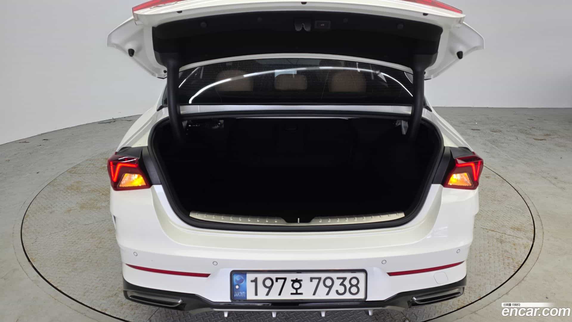 K5 Kia 2022.2-OPTION-024