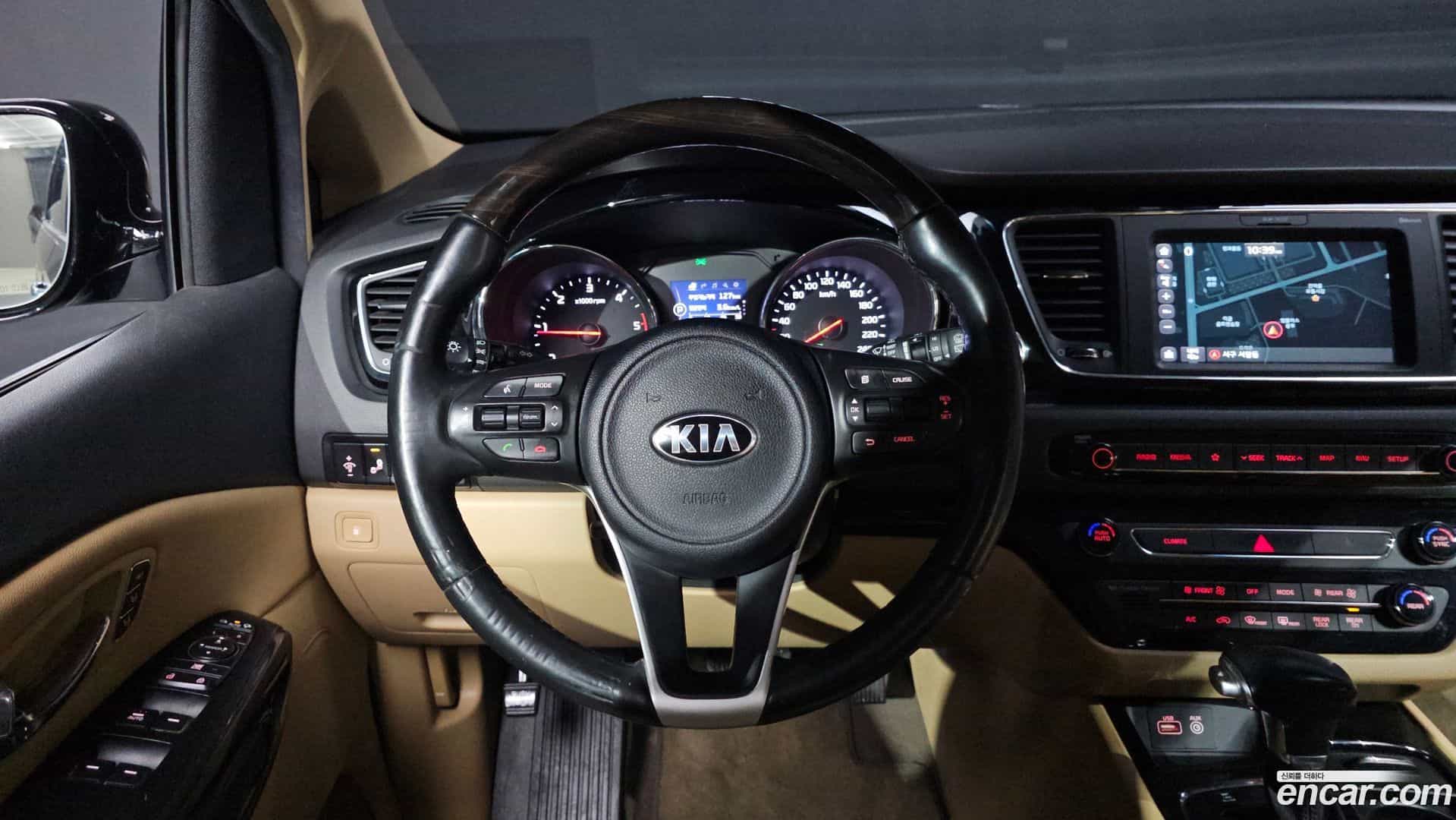 Canival Kia 2017.6-OPTION-016