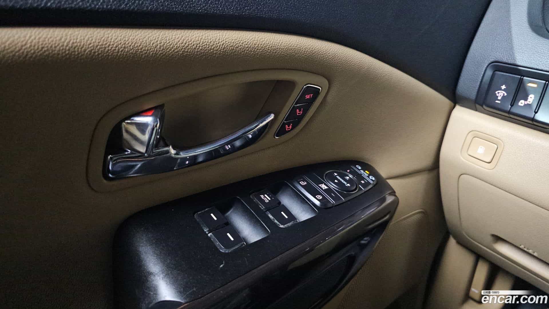 Canival Kia 2017.6-OPTION-020