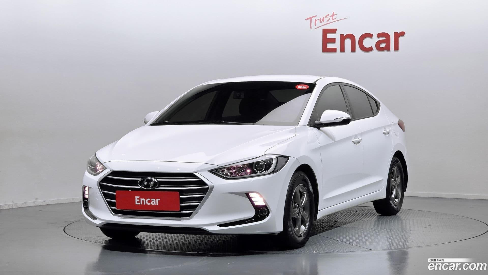 Main__Slider__Photo:AVANTE Hyundai 2016.5-0
