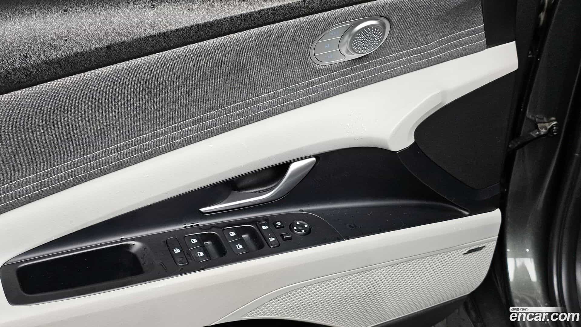 AVANTE Hyundai 2021.11-OPTION-022