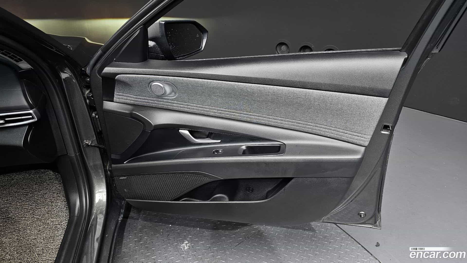 AVANTE Hyundai 2021.11-INNER-034