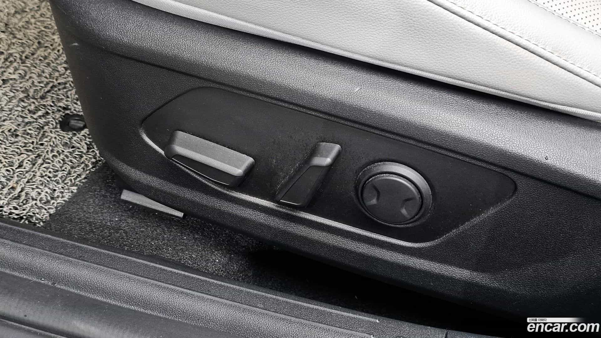 AVANTE Hyundai 2021.11-OPTION-043