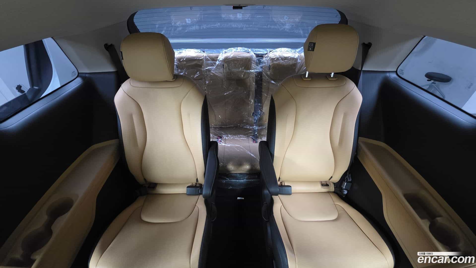 Canival Kia 2023.6-OPTION-041
