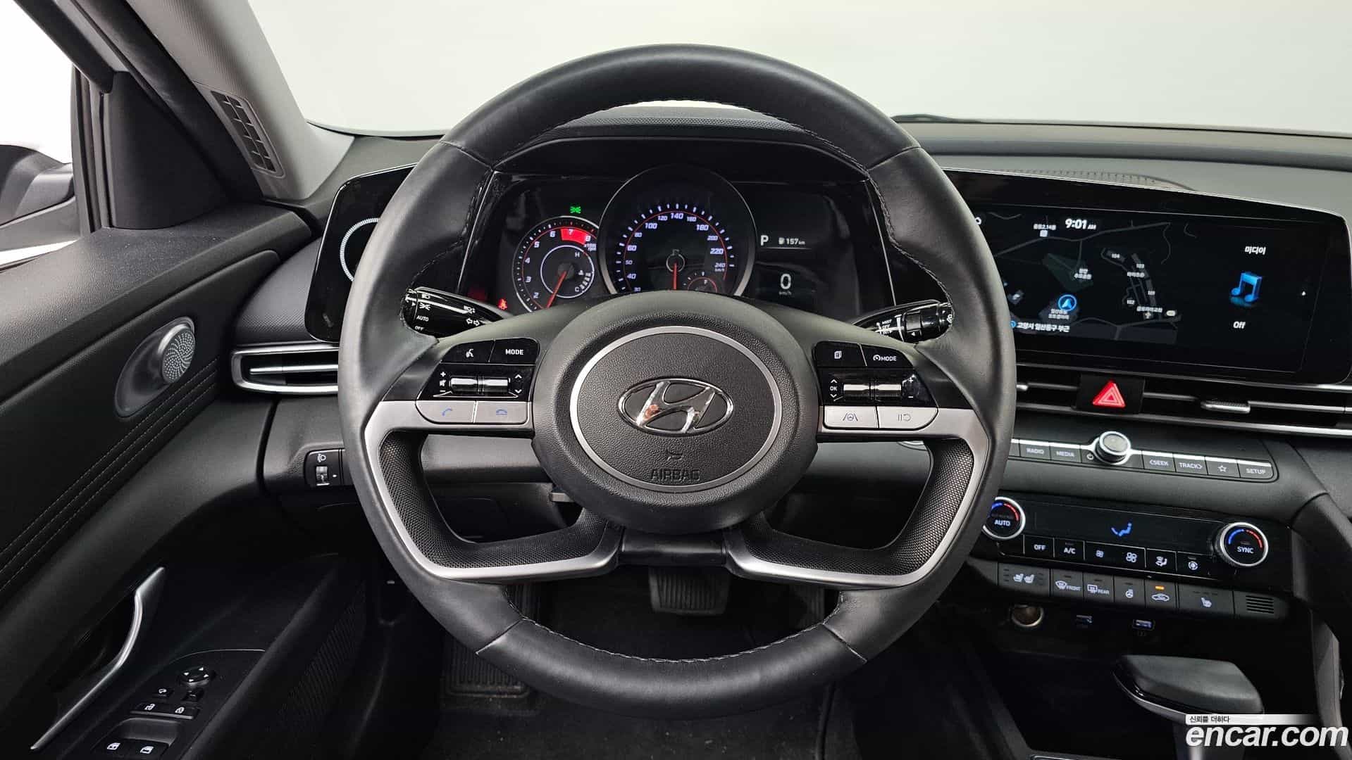 AVANTE Hyundai 2022.2-OPTION-017