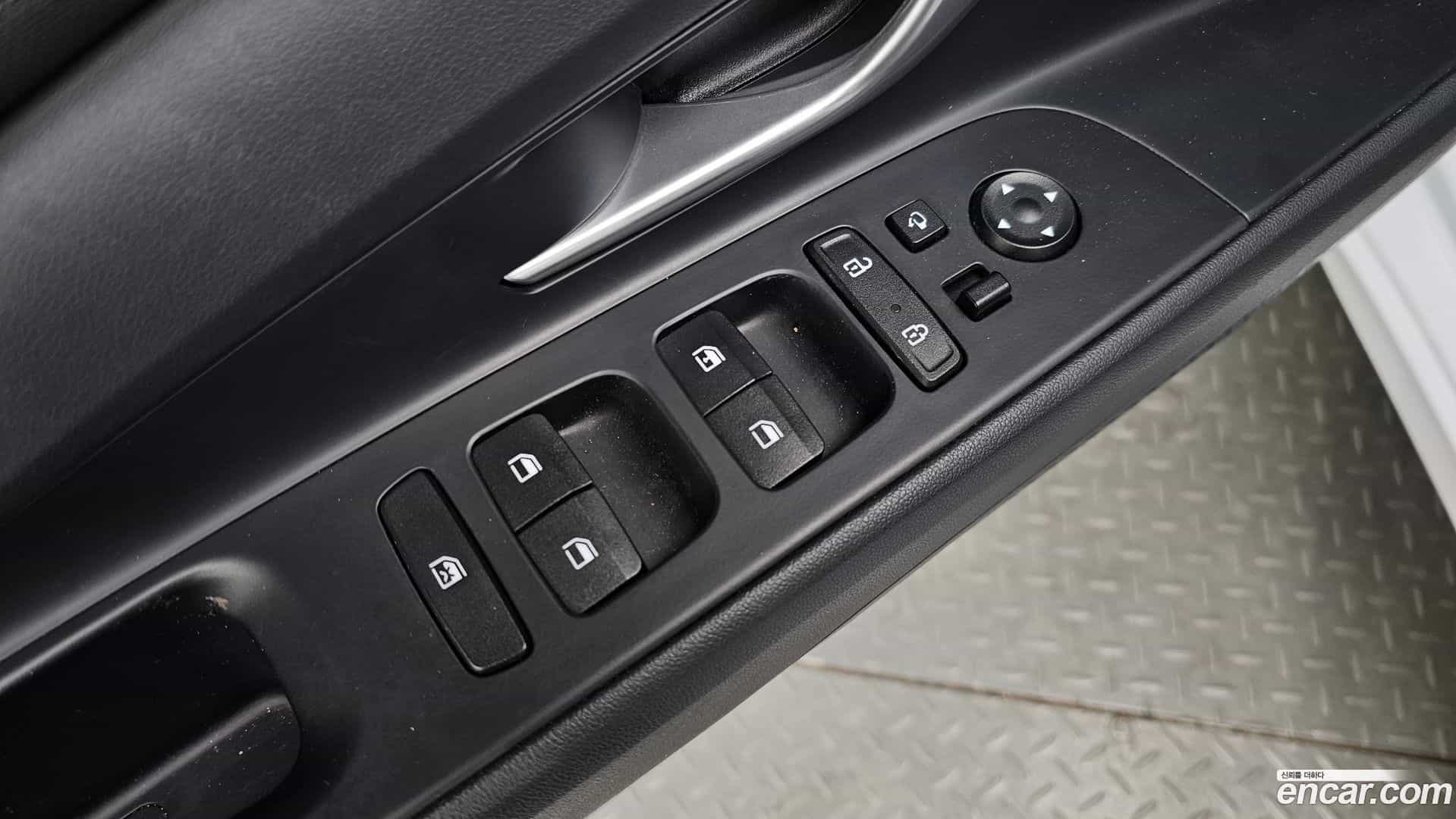 AVANTE Hyundai 2022.2-OPTION-023