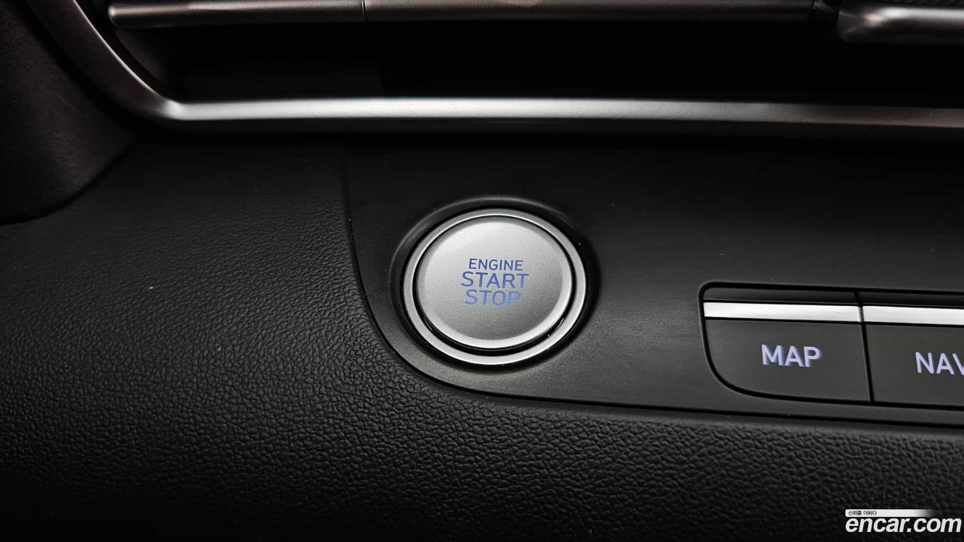 AVANTE Hyundai 2022.2-OPTION-040