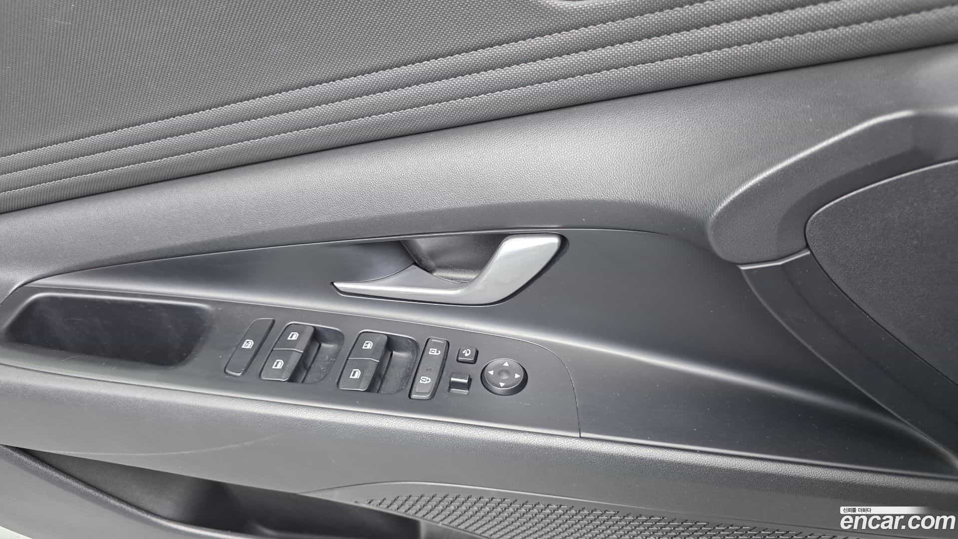 AVANTE Hyundai 2020.6-OPTION-016