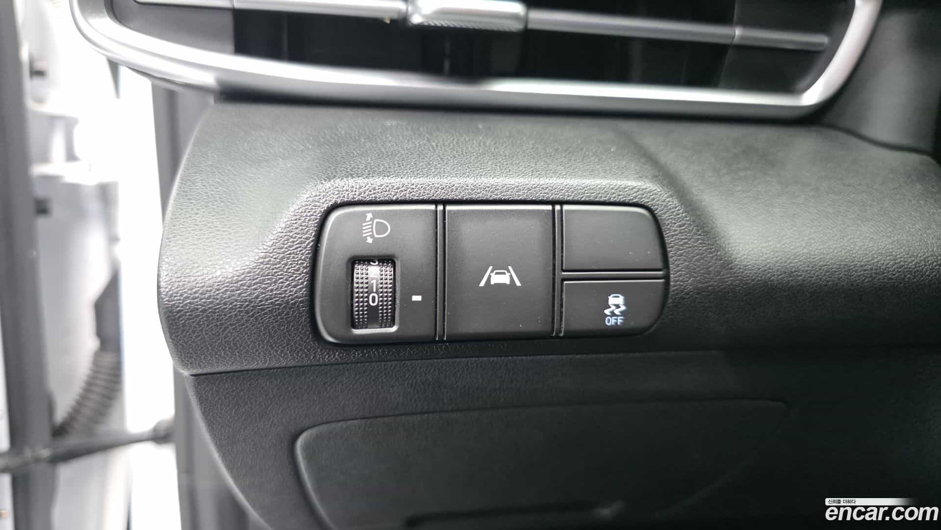 AVANTE Hyundai 2020.6-OPTION-017