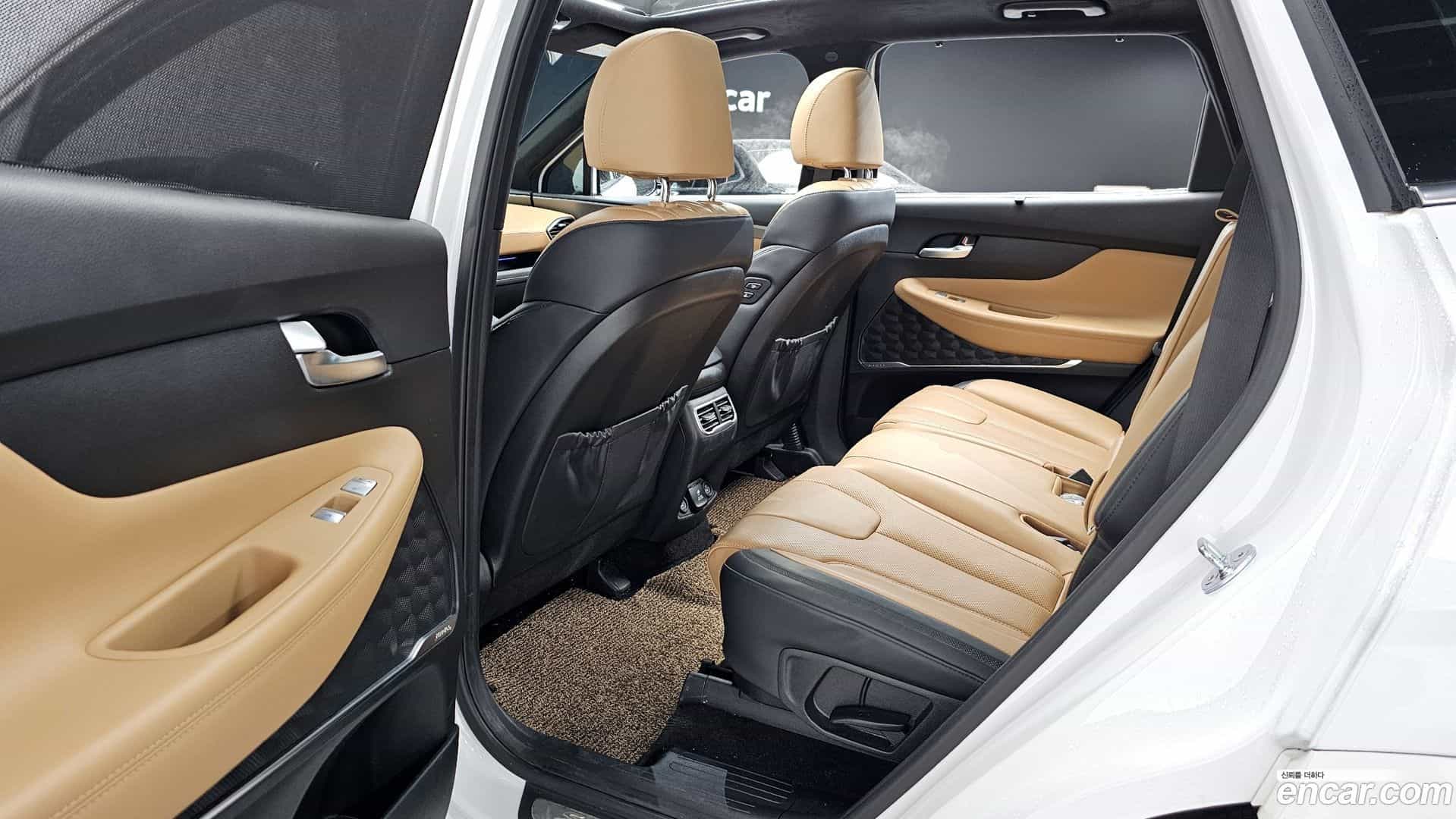 Santafe Hyundai 2023.8-OPTION-015