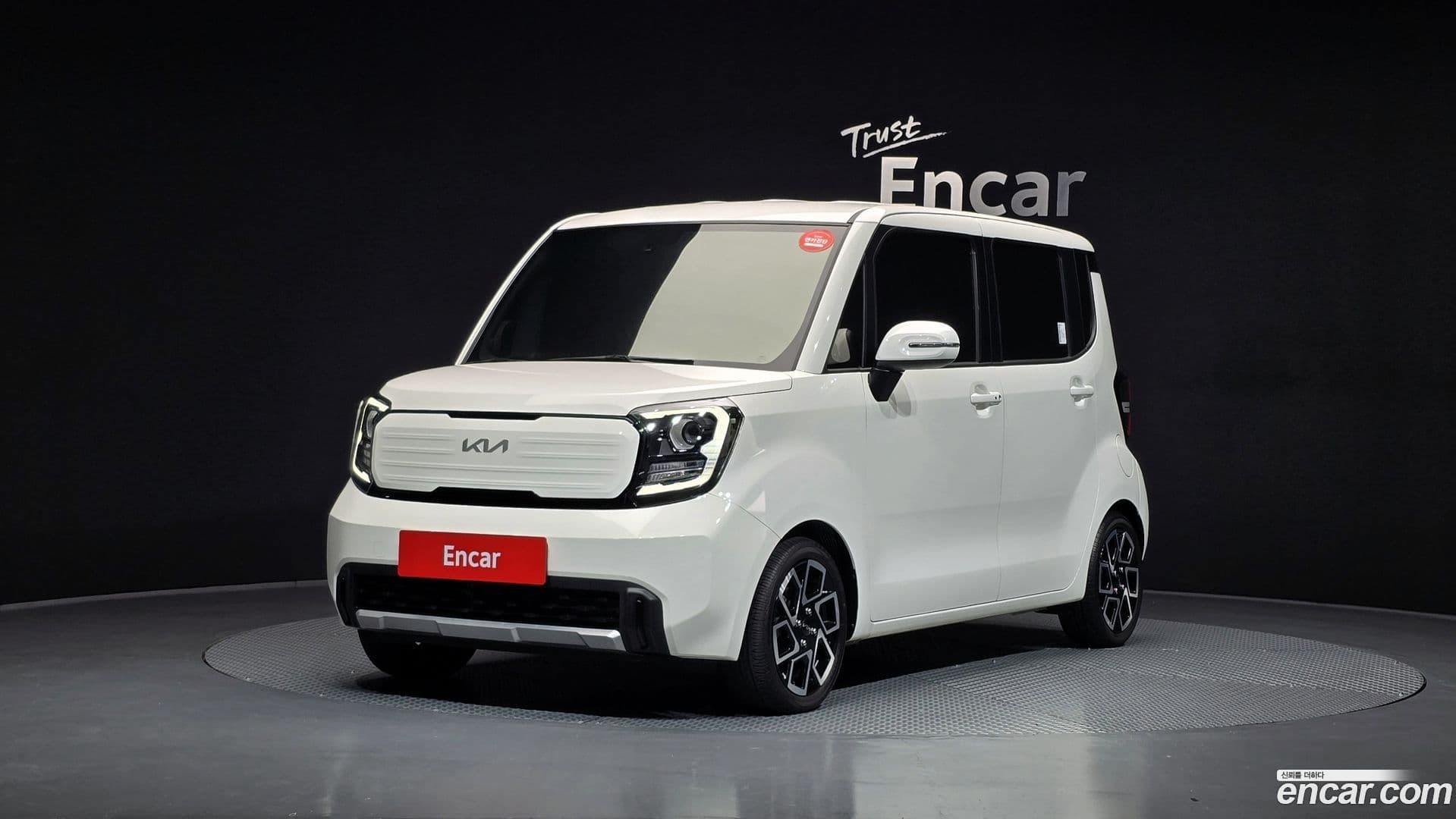 Main__Slider__Photo:RAY Kia 2023.4-0