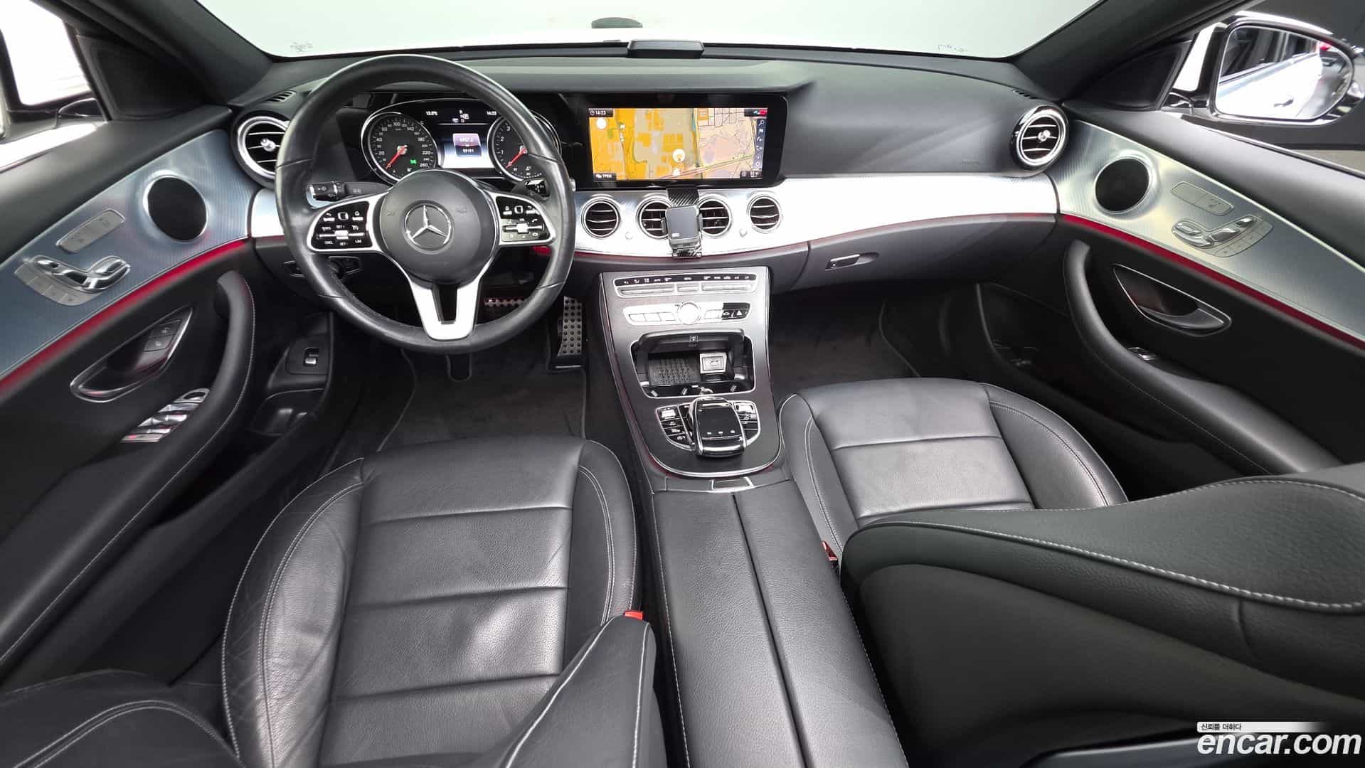 E-Class Mercedes-Benz 2020.1-INNER-007