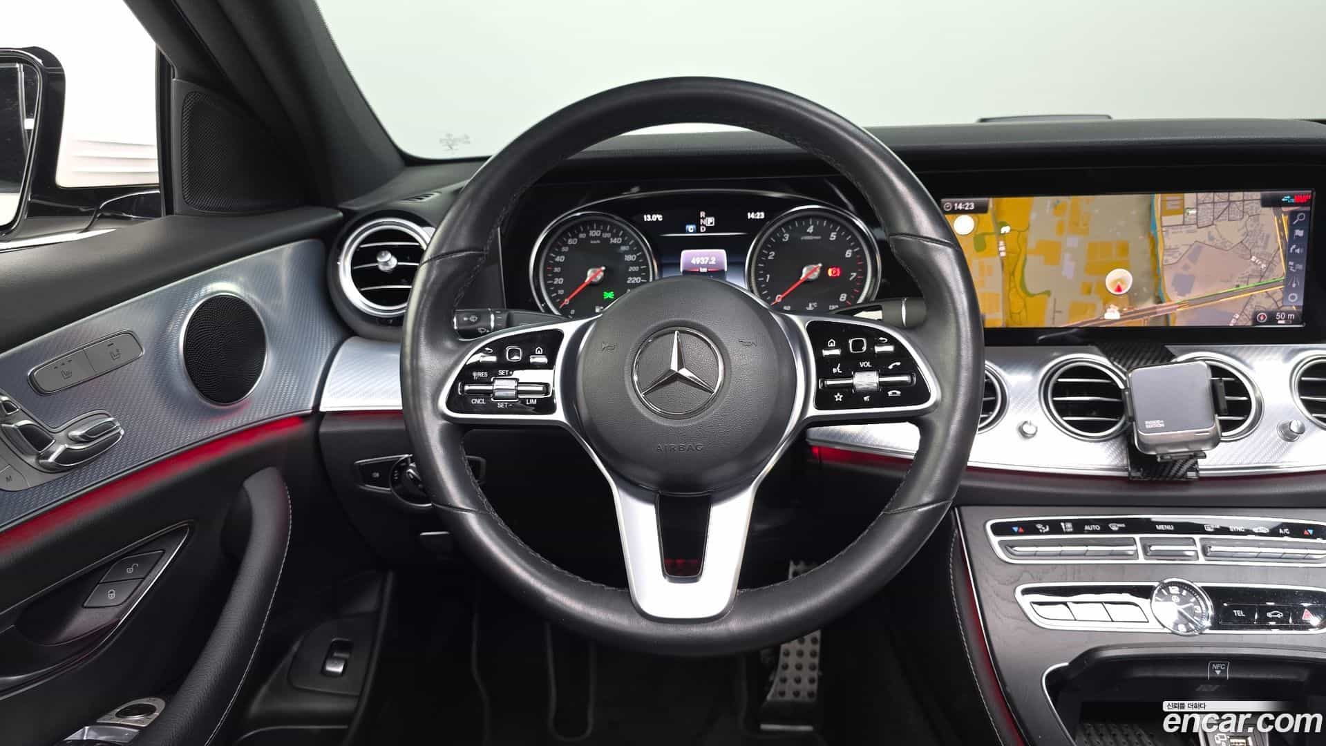 E-Class Mercedes-Benz 2020.1-OPTION-017
