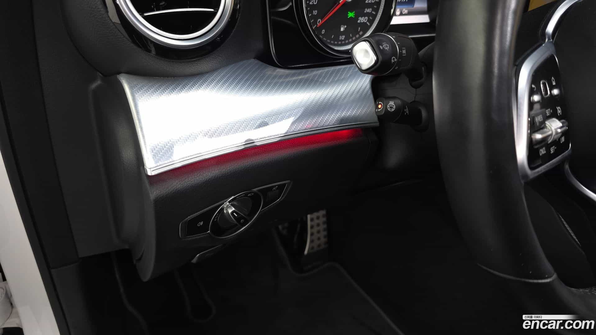 E-Class Mercedes-Benz 2020.1-OPTION-040