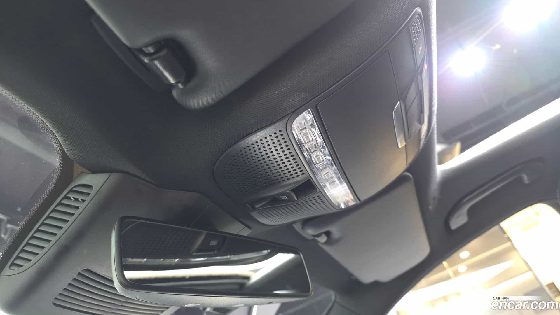 E-Class Mercedes-Benz 2020.1-OPTION-045