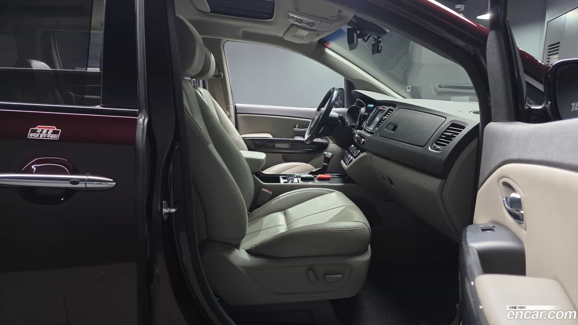 Canival Kia 2016.7-OPTION-016