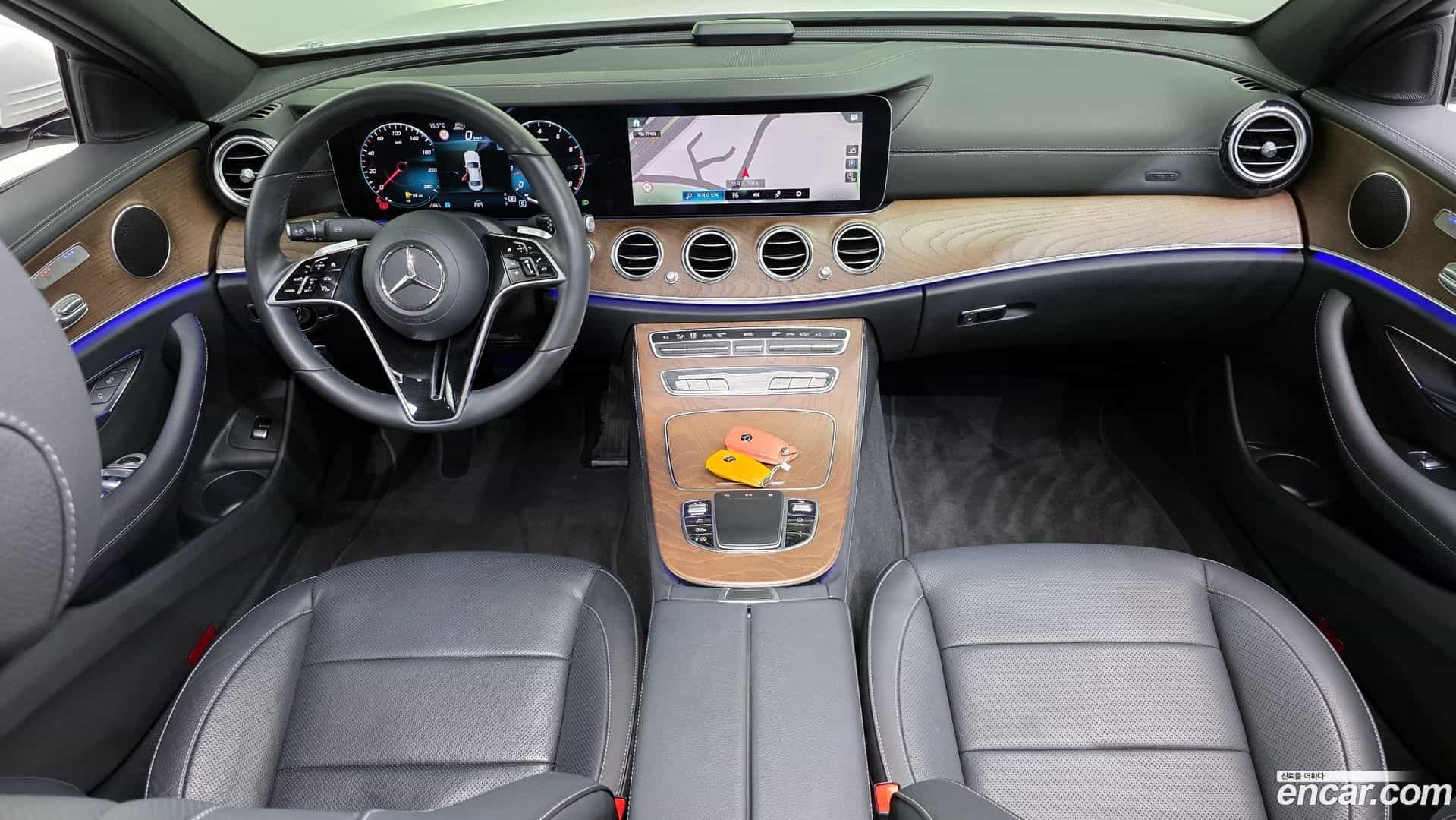 E-Class Mercedes-Benz 2023.8-INNER-007