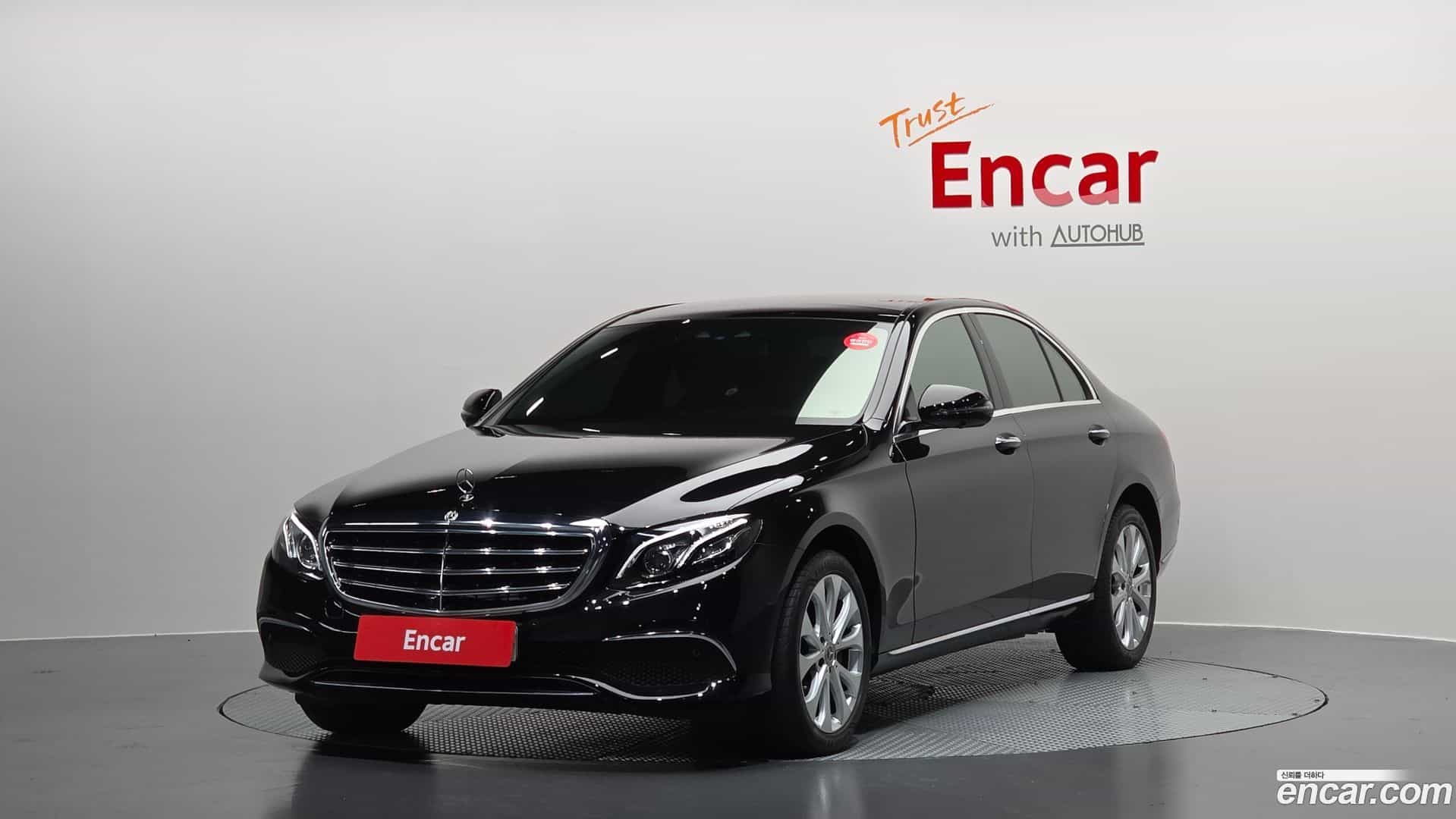 E-Class Mercedes-Benz 2019.6-OUTER-001