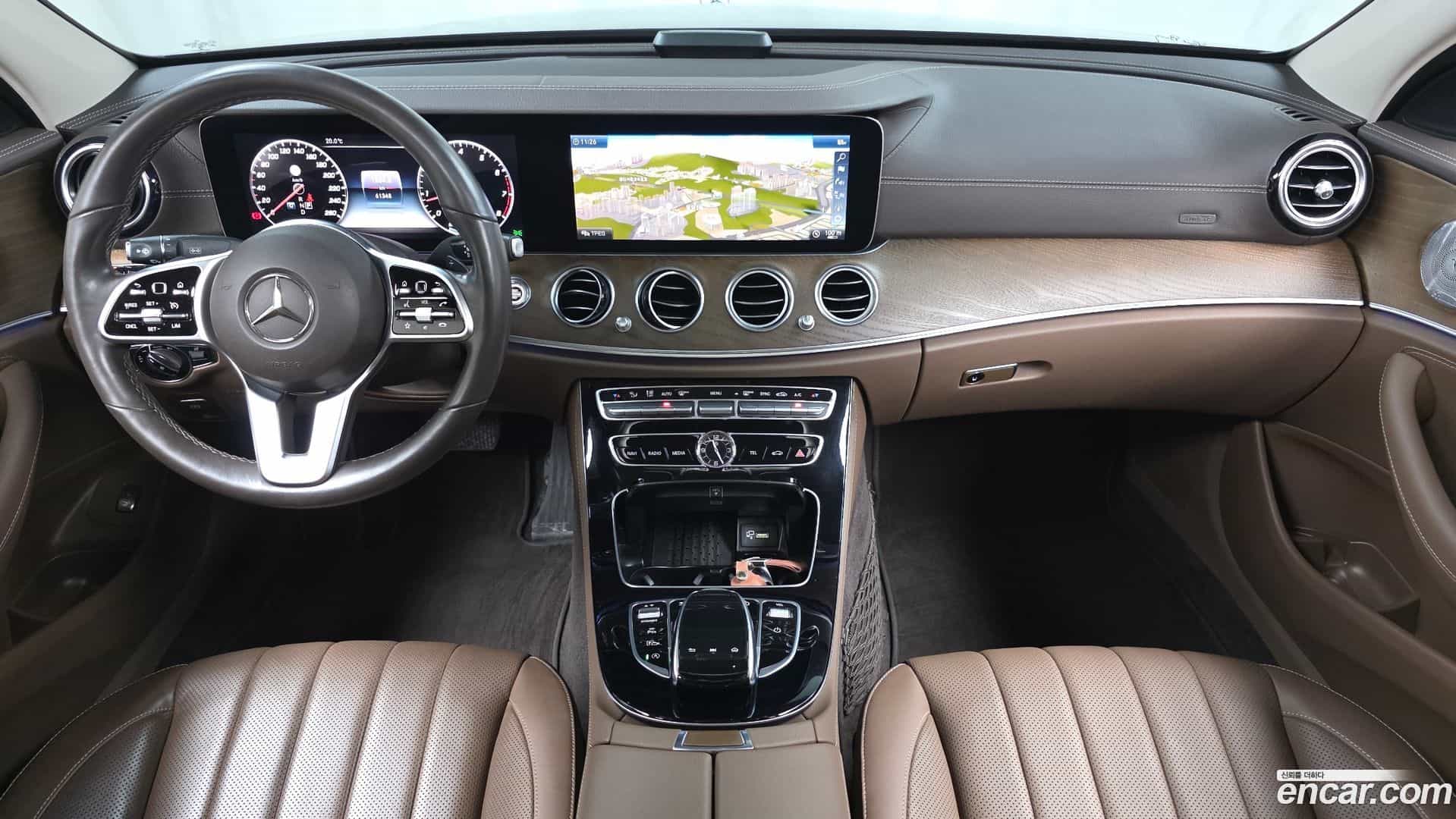 E-Class Mercedes-Benz 2019.6-INNER-007